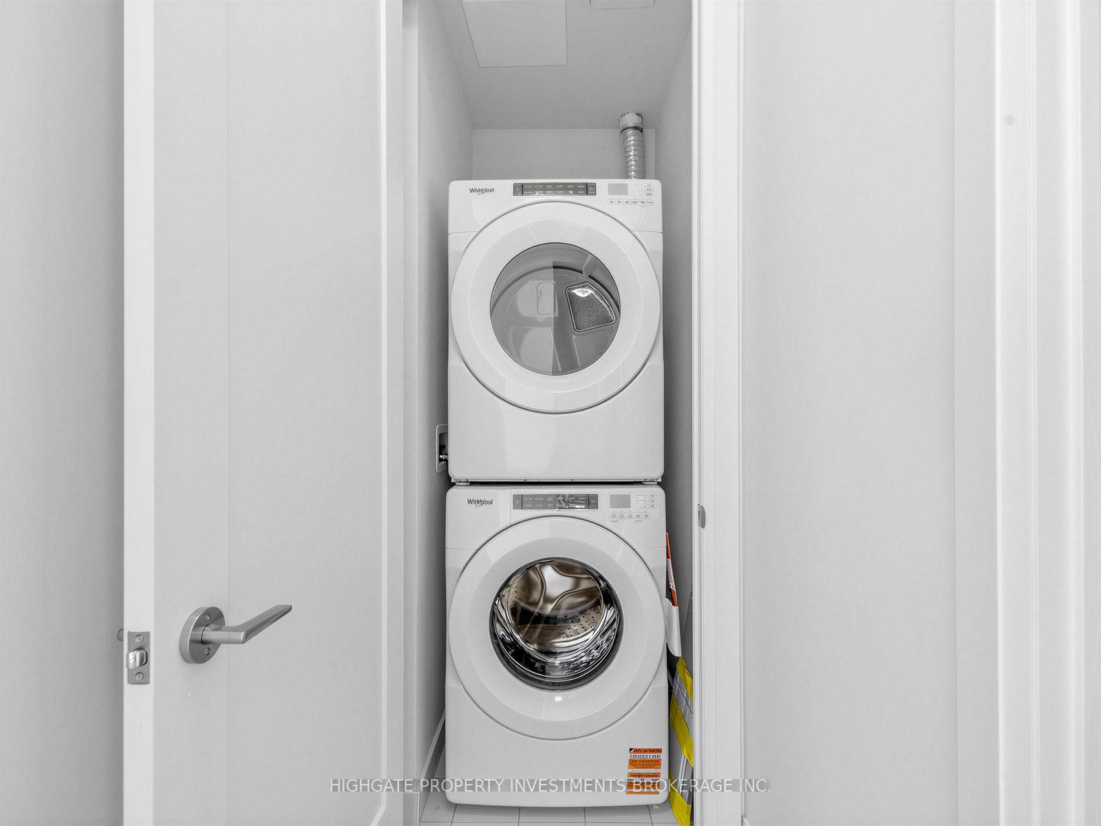 Photo 5 of Unit PH 101, 27 Korda Gate, Vaughan, Vellore Village — HOMEH