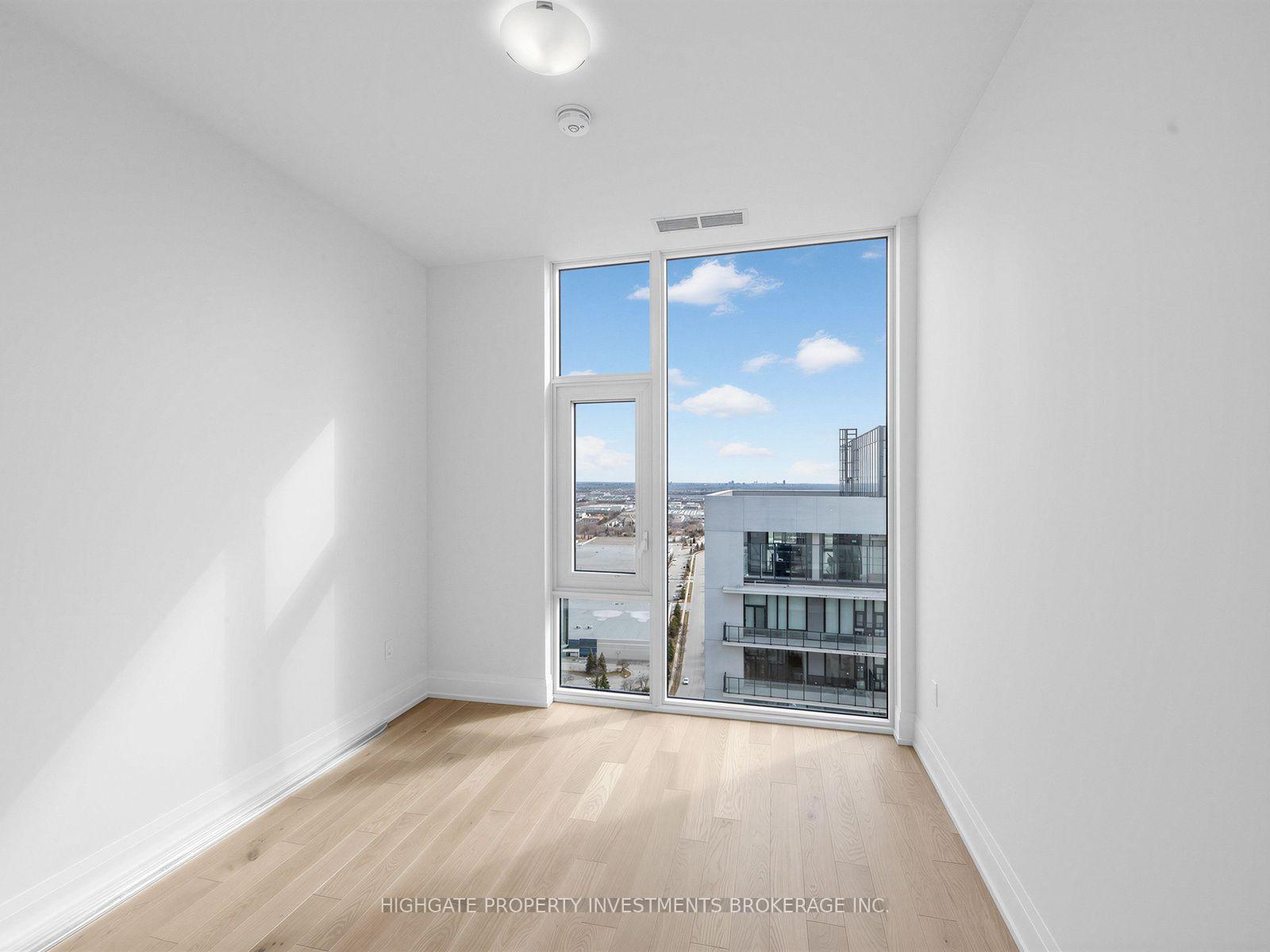 Photo 47 of Unit PH 101, 27 Korda Gate, Vaughan, Vellore Village — HOMEH