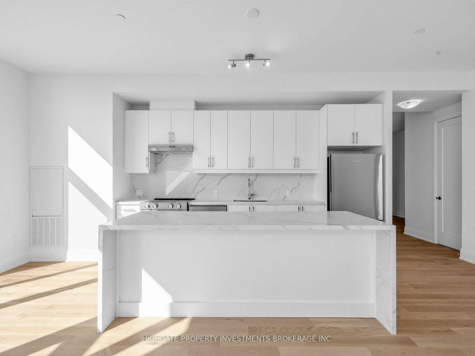 Photo 30 of Unit PH 101, 27 Korda Gate, Vaughan, Vellore Village — HOMEH