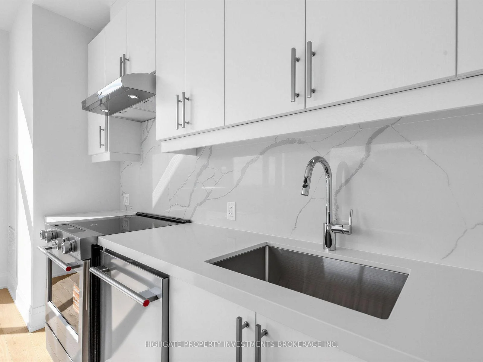 Photo 34 of Unit PH 101, 27 Korda Gate, Vaughan, Vellore Village — HOMEH