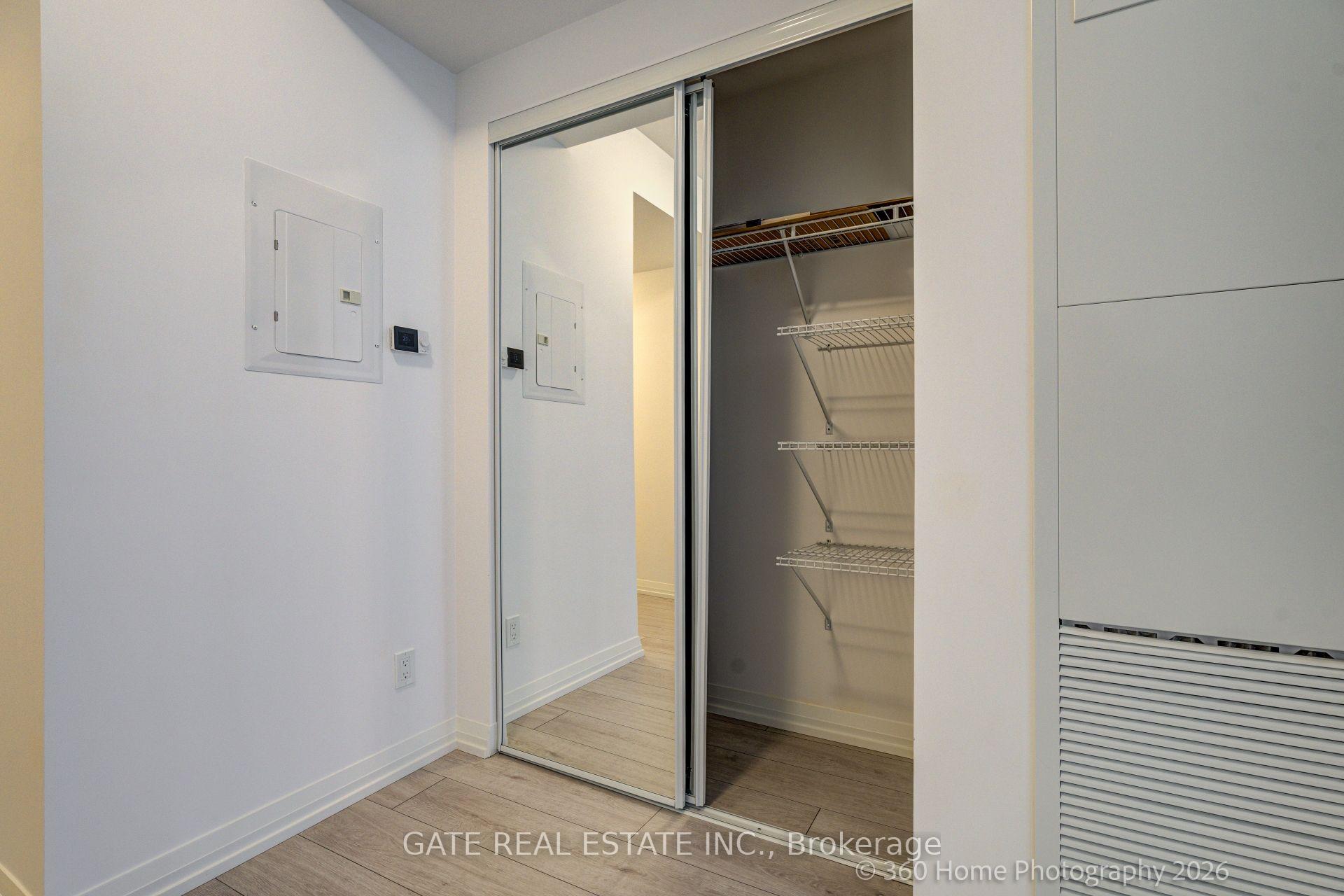 Photo 9 of Unit 502, 400 King Street W, Toronto, Waterfront Communities — HOMEH