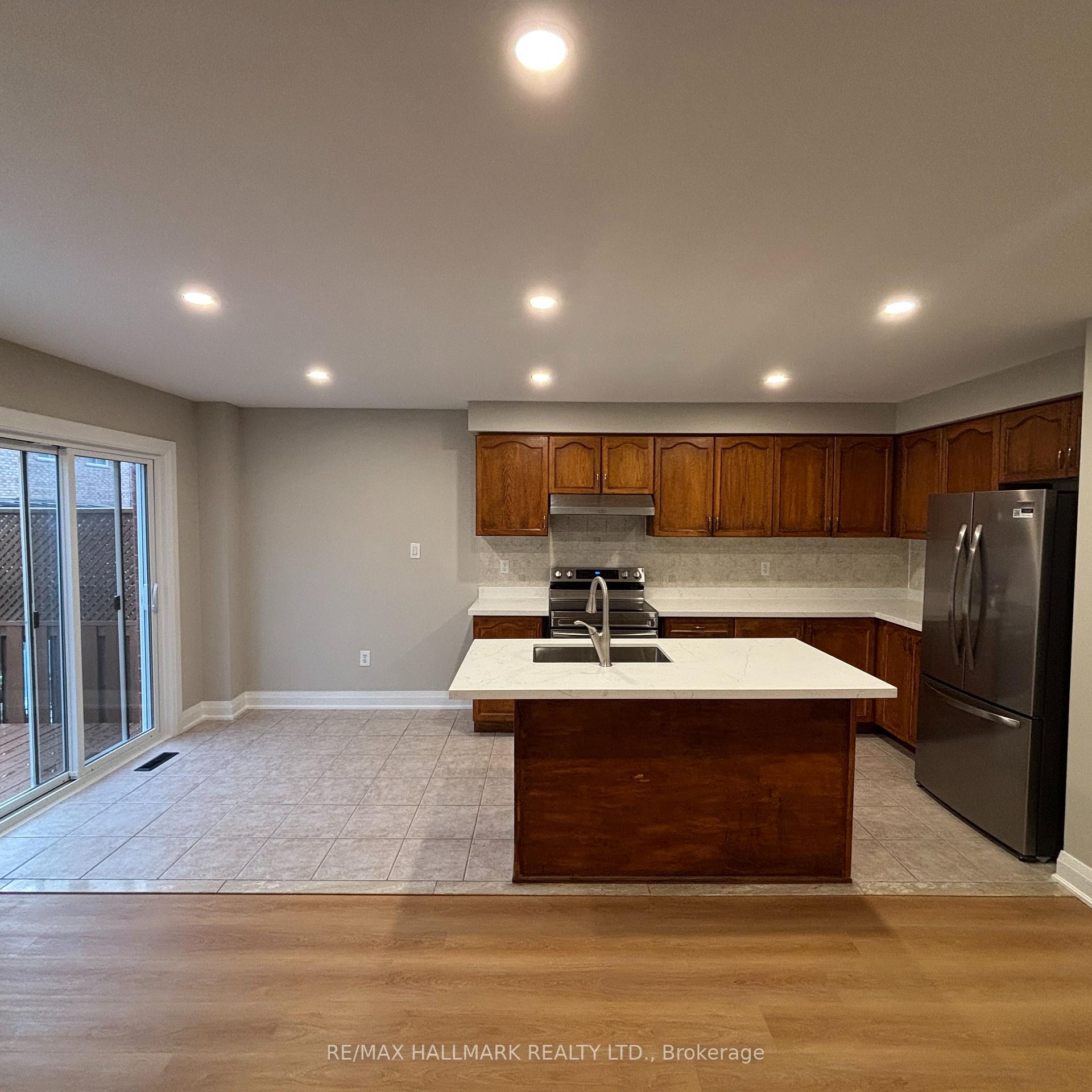Photo 10 of 3234 Raindance Crescent, Mississauga, Lisgar — HOMEH