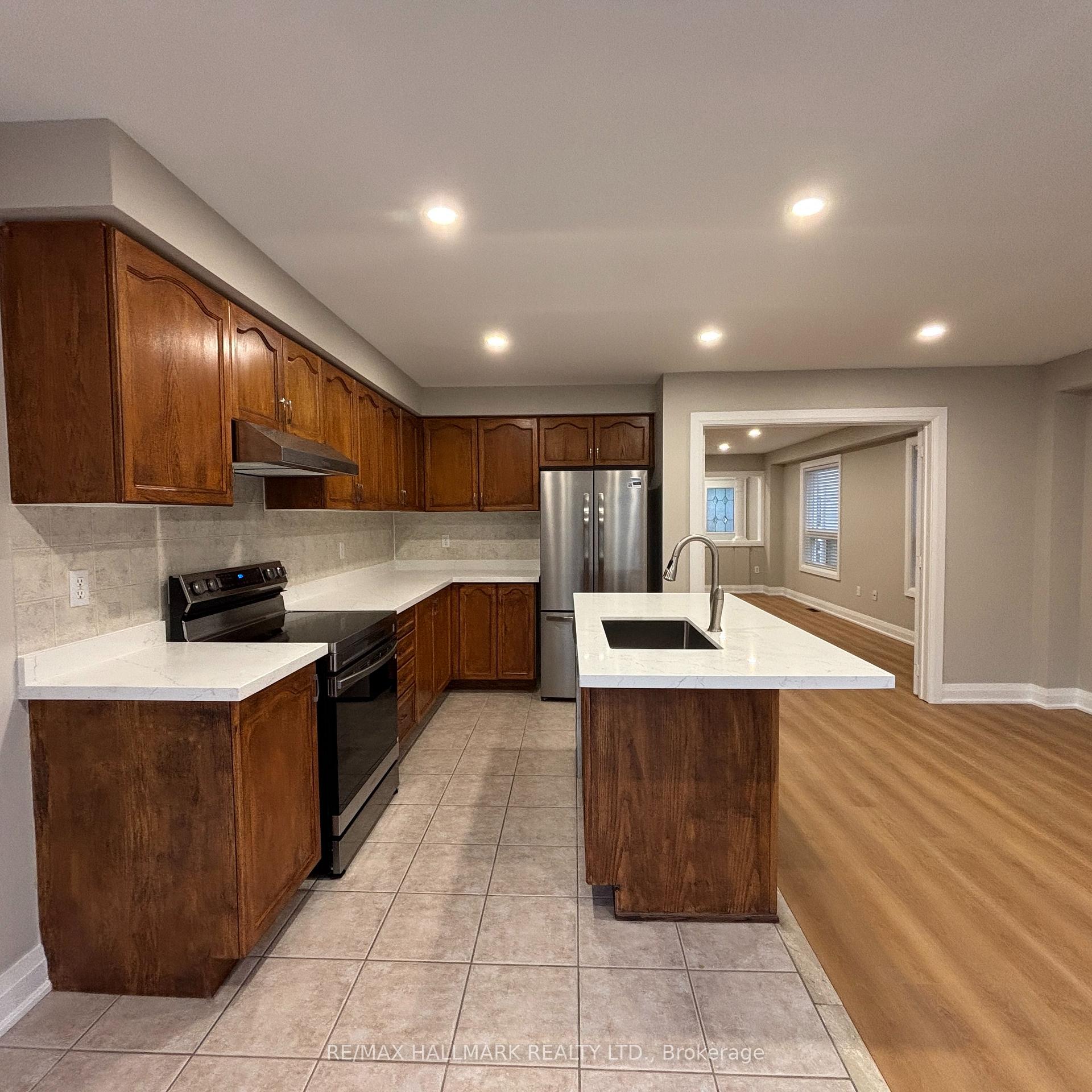 Photo 11 of 3234 Raindance Crescent, Mississauga, Lisgar — HOMEH