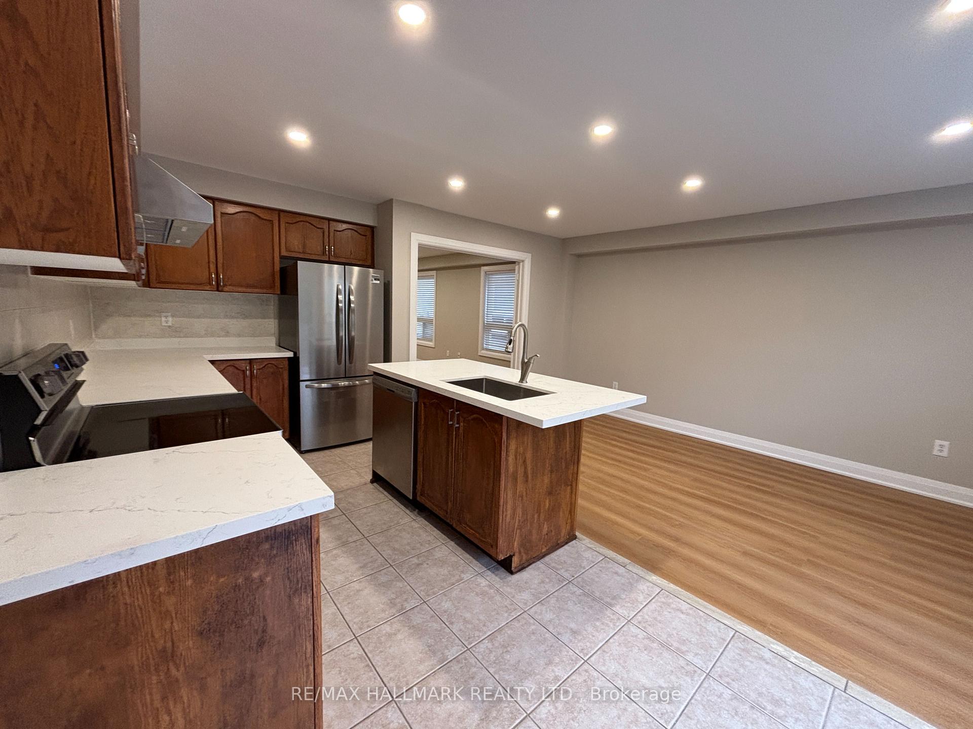 Photo 12 of 3234 Raindance Crescent, Mississauga, Lisgar — HOMEH