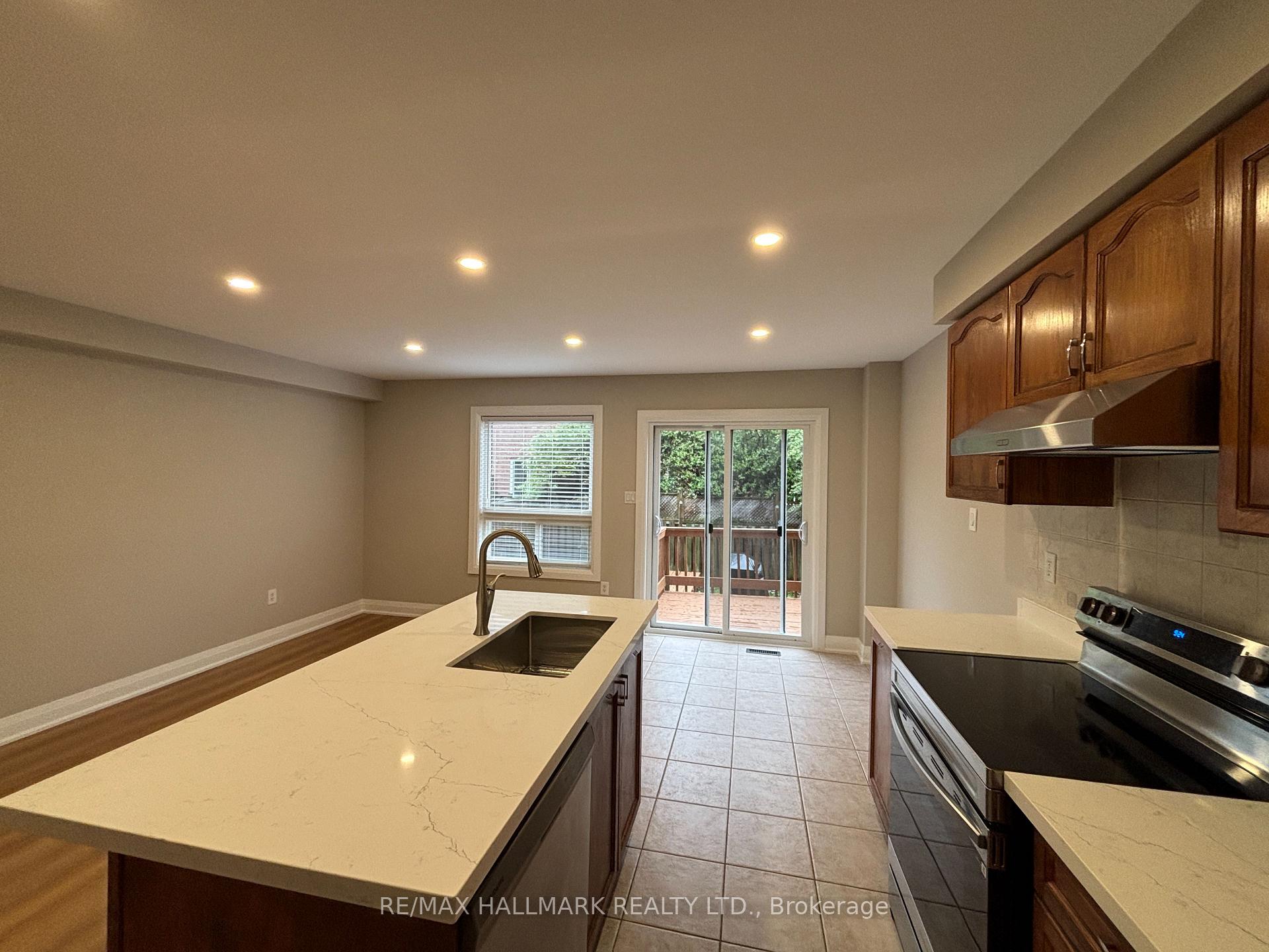 Photo 13 of 3234 Raindance Crescent, Mississauga, Lisgar — HOMEH