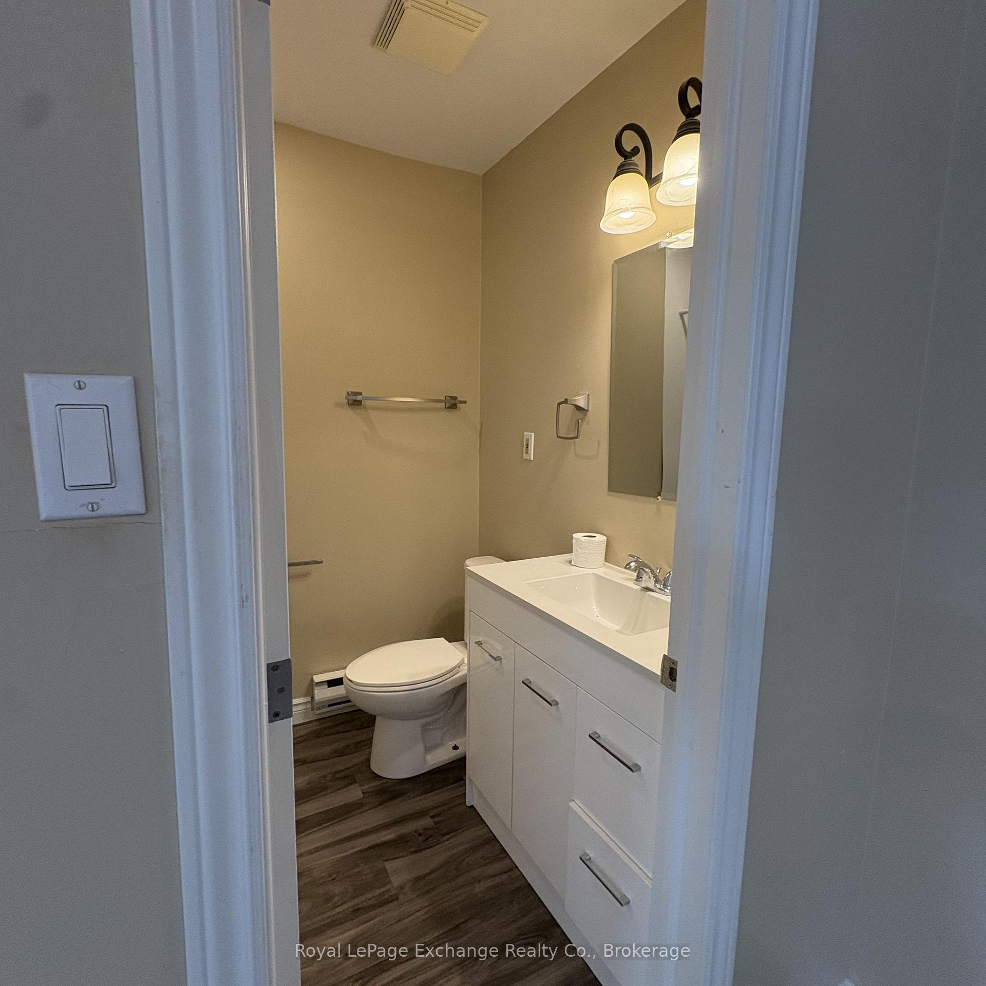 Photo 6 of Unit 7, 46 Queen Street, Huron-Kinloss — HOMEH