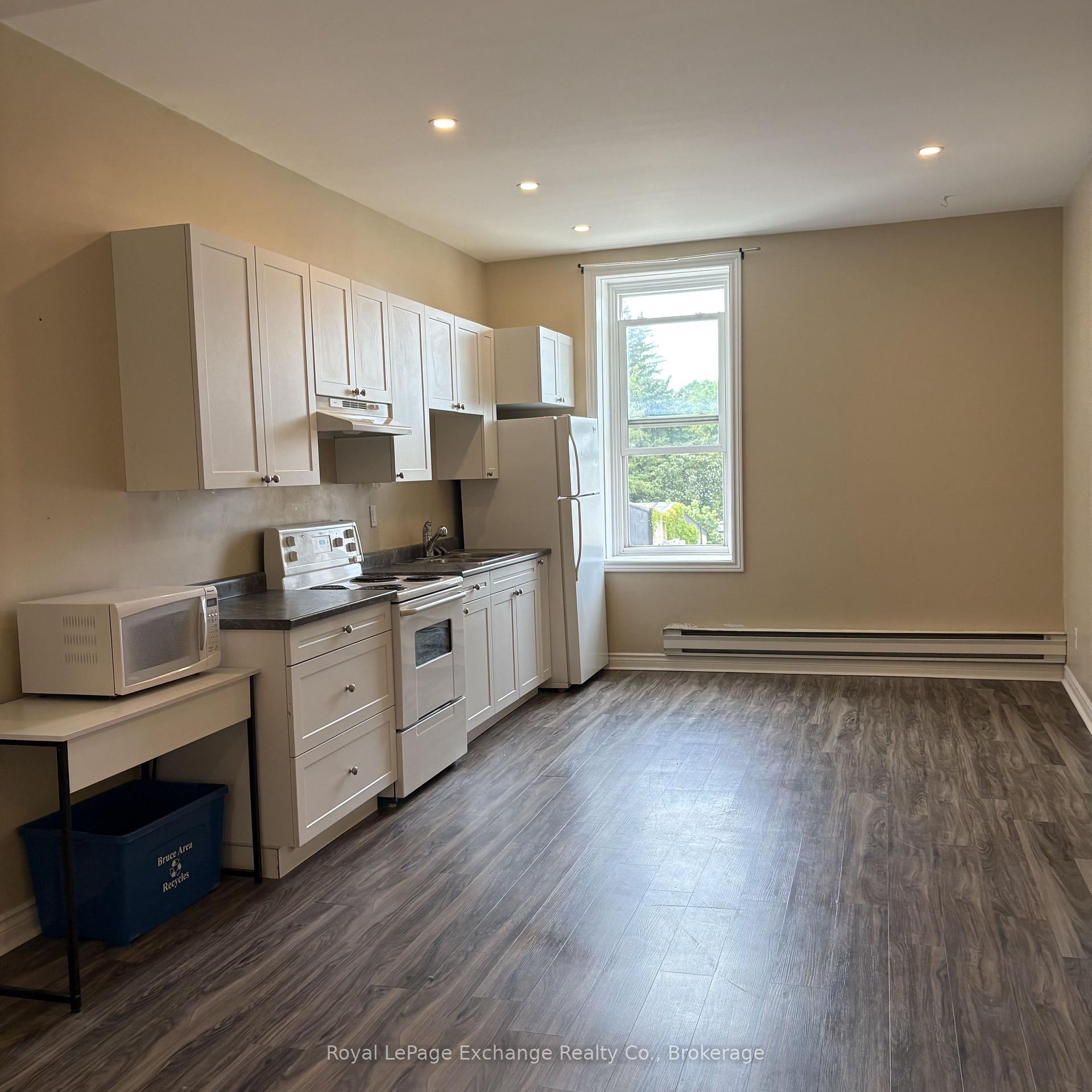 Photo 10 of Unit 7, 46 Queen Street, Huron-Kinloss — HOMEH