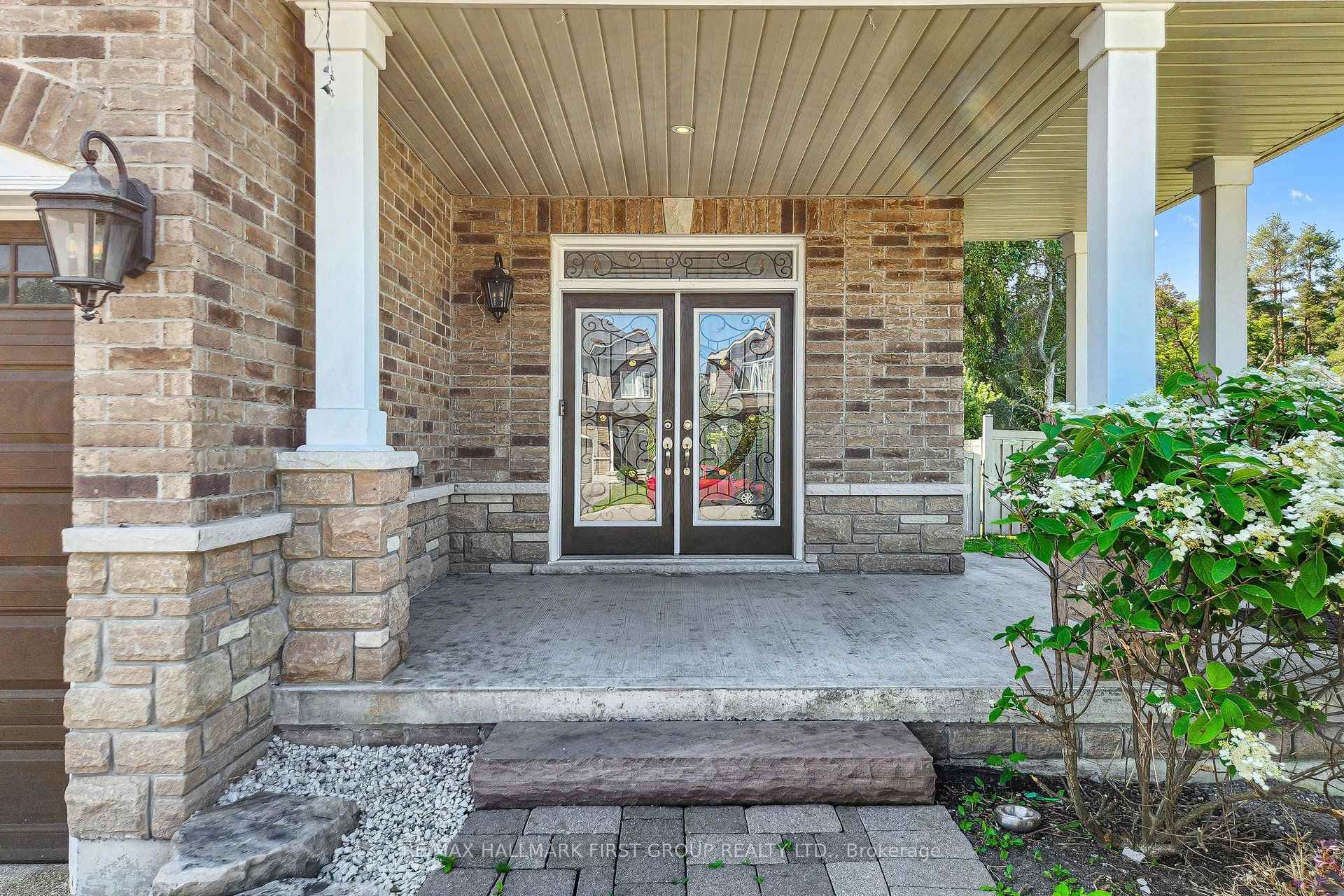 Photo 2 of 63 Elmer Adams Drive, Clarington, Courtice — HOMEH