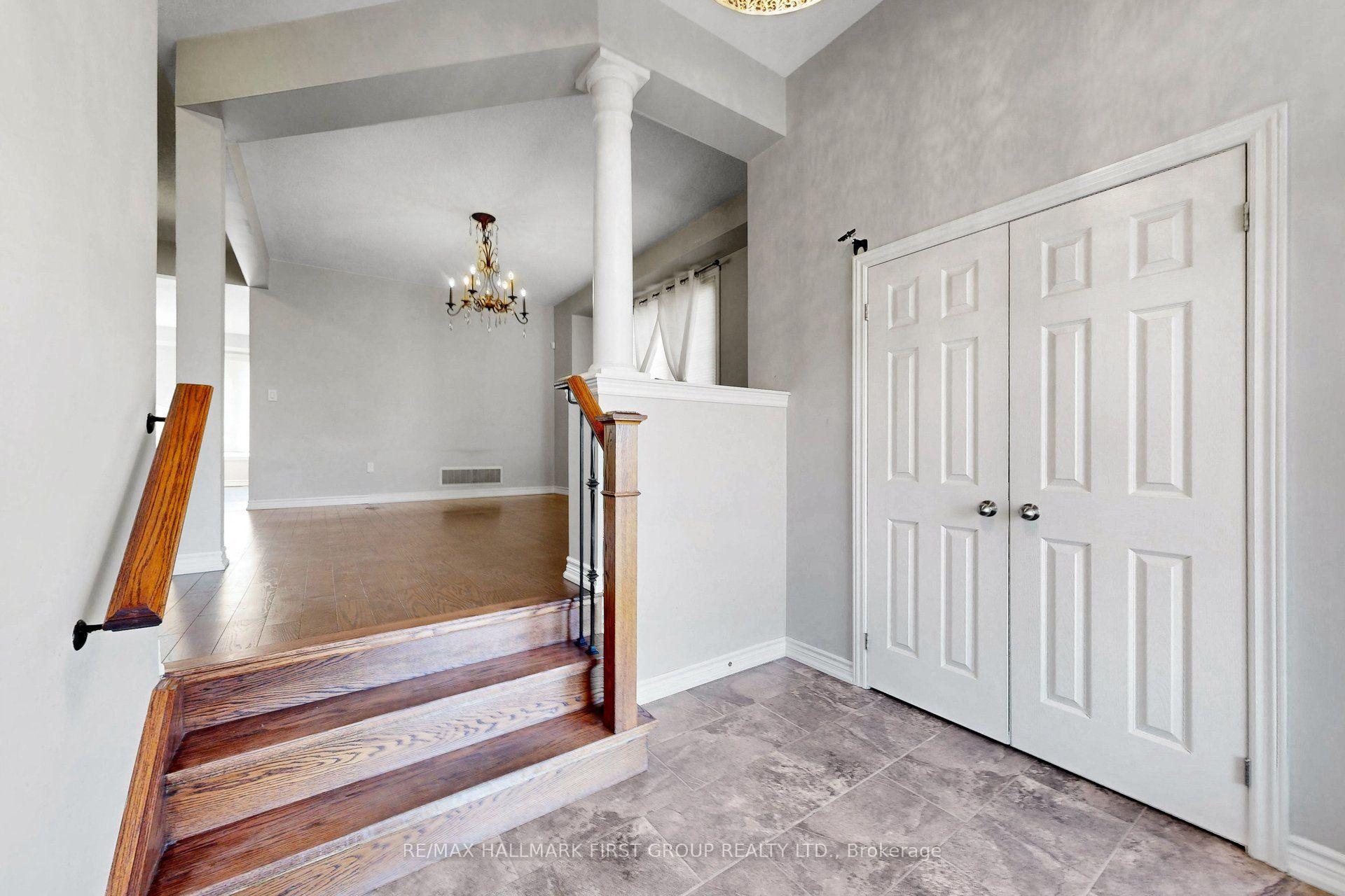 Photo 3 of 63 Elmer Adams Drive, Clarington, Courtice — HOMEH