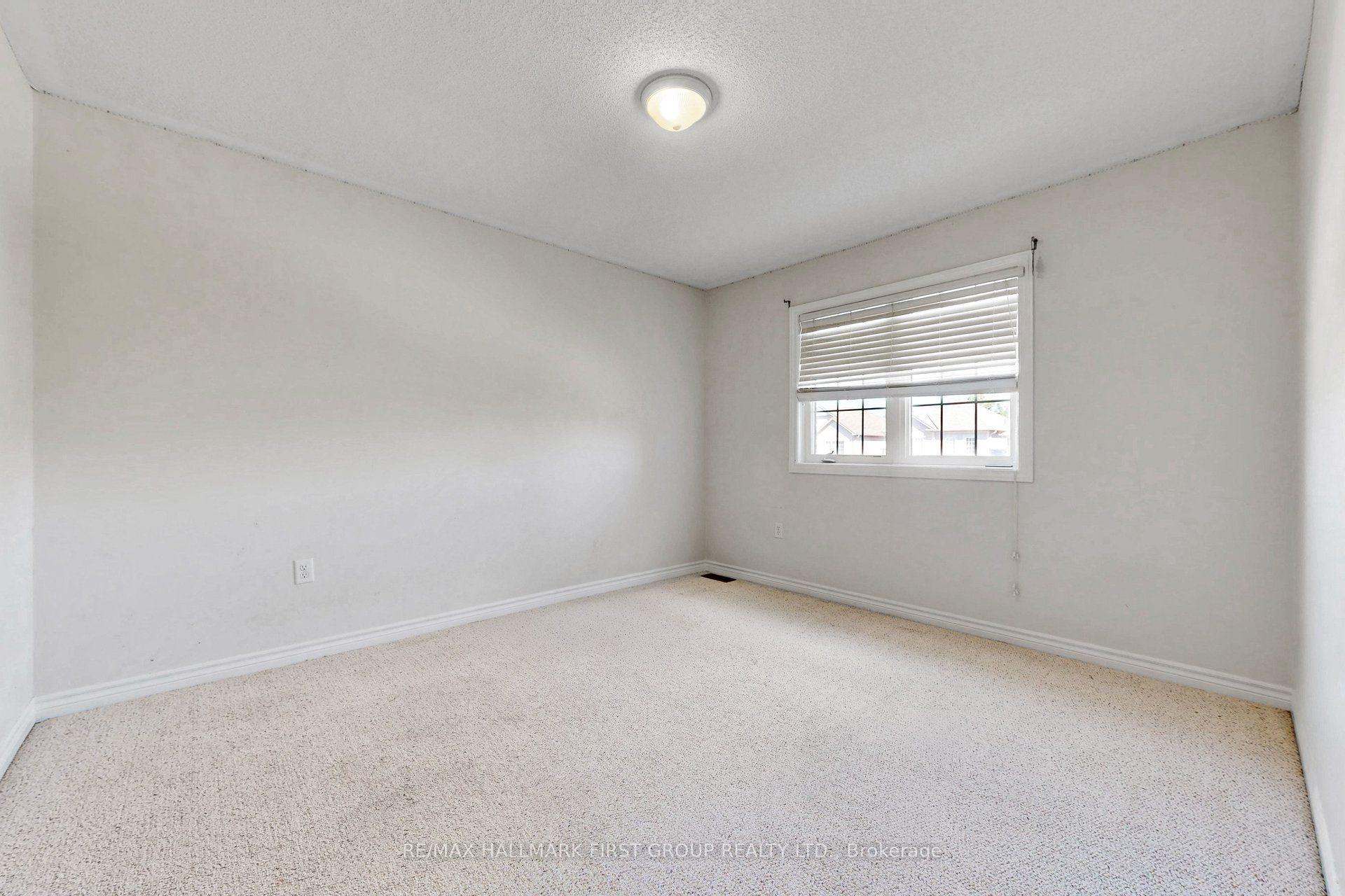 Photo 13 of 63 Elmer Adams Drive, Clarington, Courtice — HOMEH