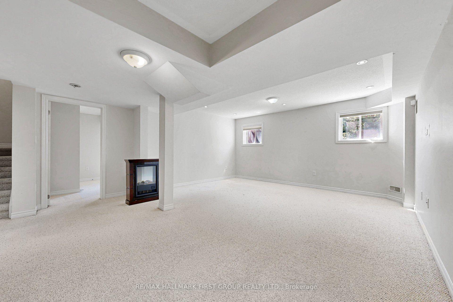 Photo 22 of 63 Elmer Adams Drive, Clarington, Courtice — HOMEH