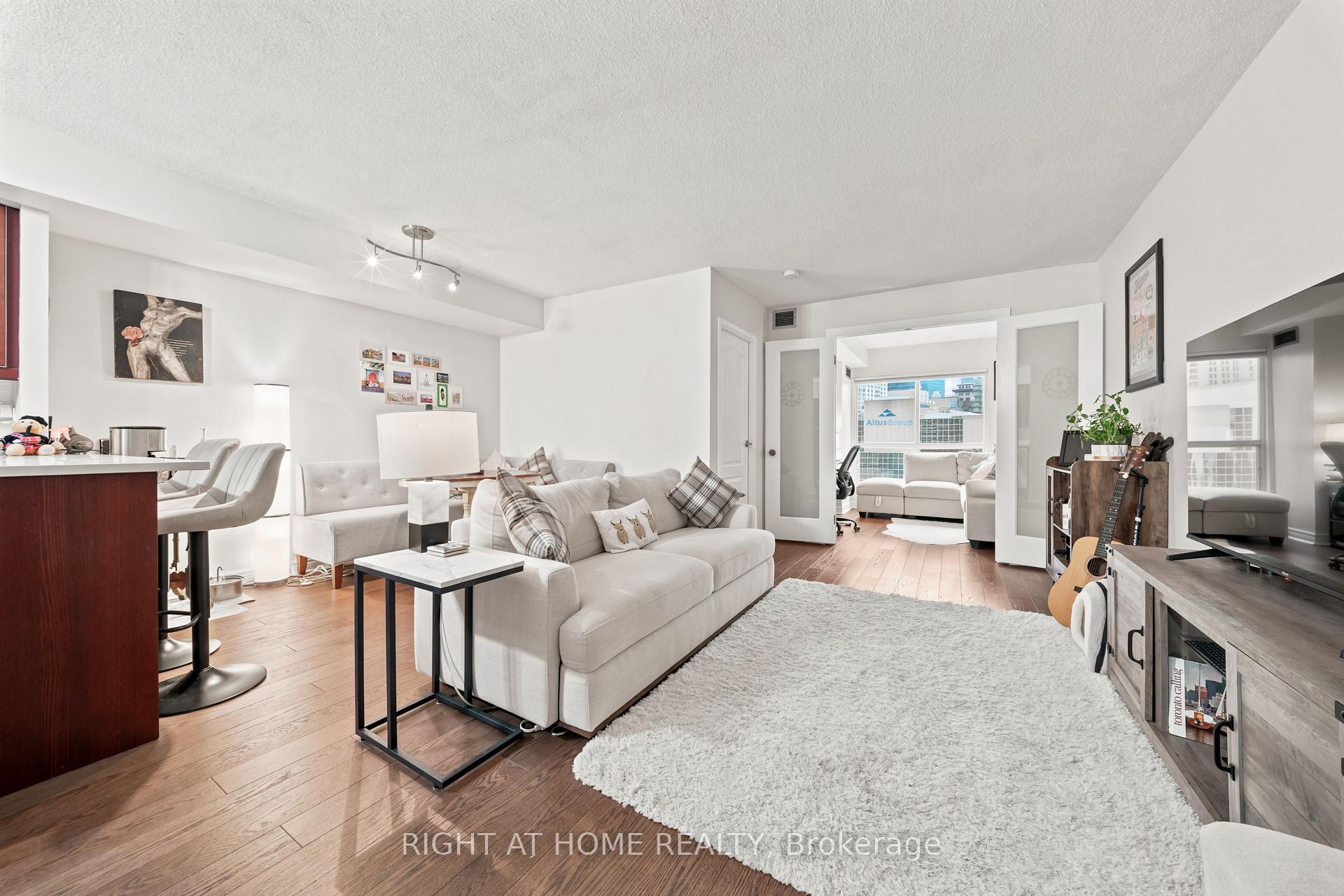 Photo 1 of Unit 1610, 25 The Esplanade, Toronto, Waterfront Communities — HOMEH
