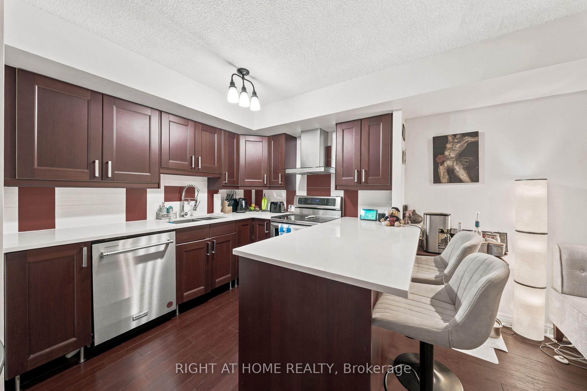 Photo 8 of Unit 1610, 25 The Esplanade, Toronto, Waterfront Communities — HOMEH