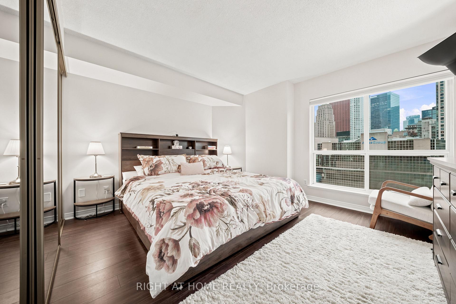 Photo 13 of Unit 1610, 25 The Esplanade, Toronto, Waterfront Communities — HOMEH