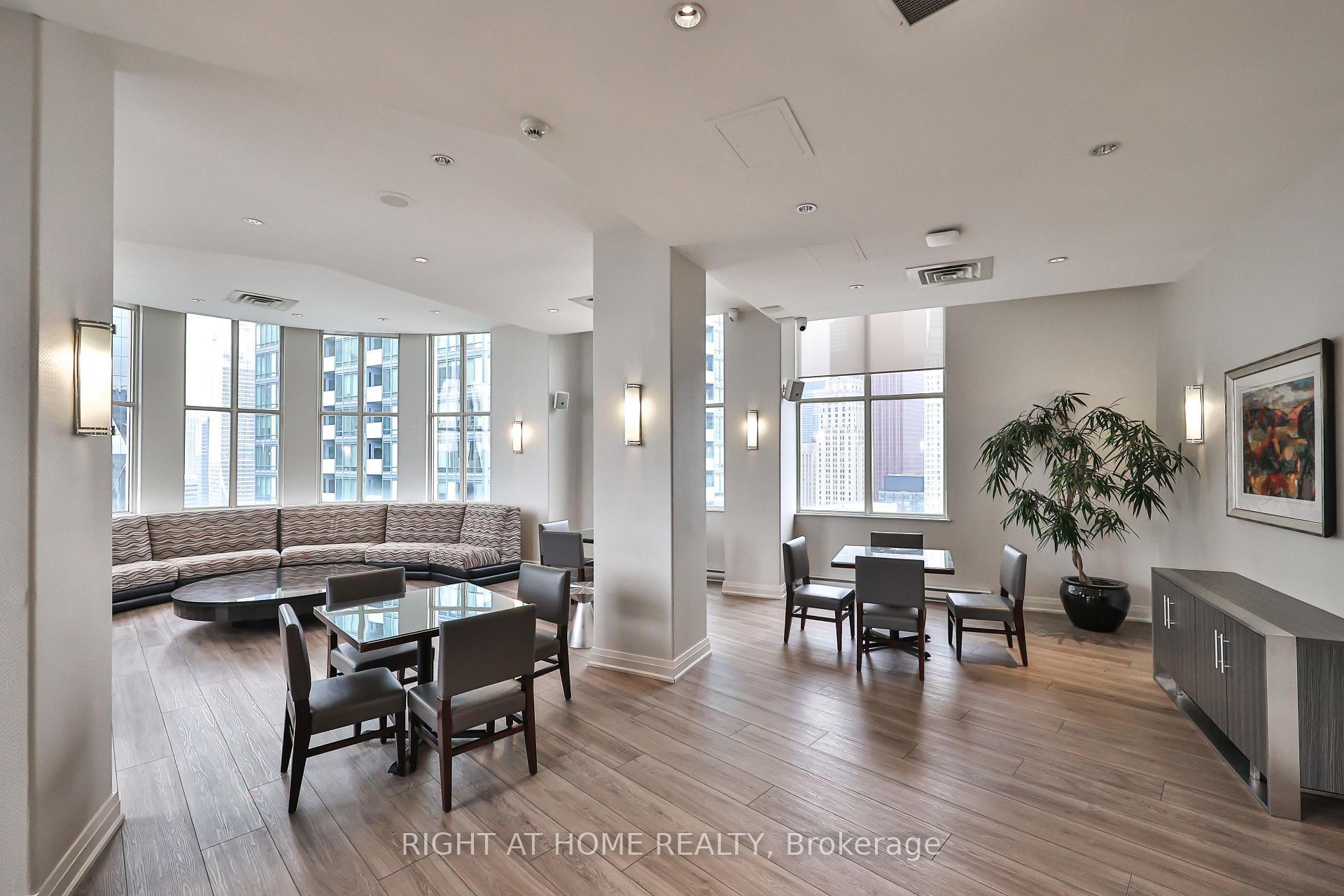 Photo 21 of Unit 1610, 25 The Esplanade, Toronto, Waterfront Communities — HOMEH