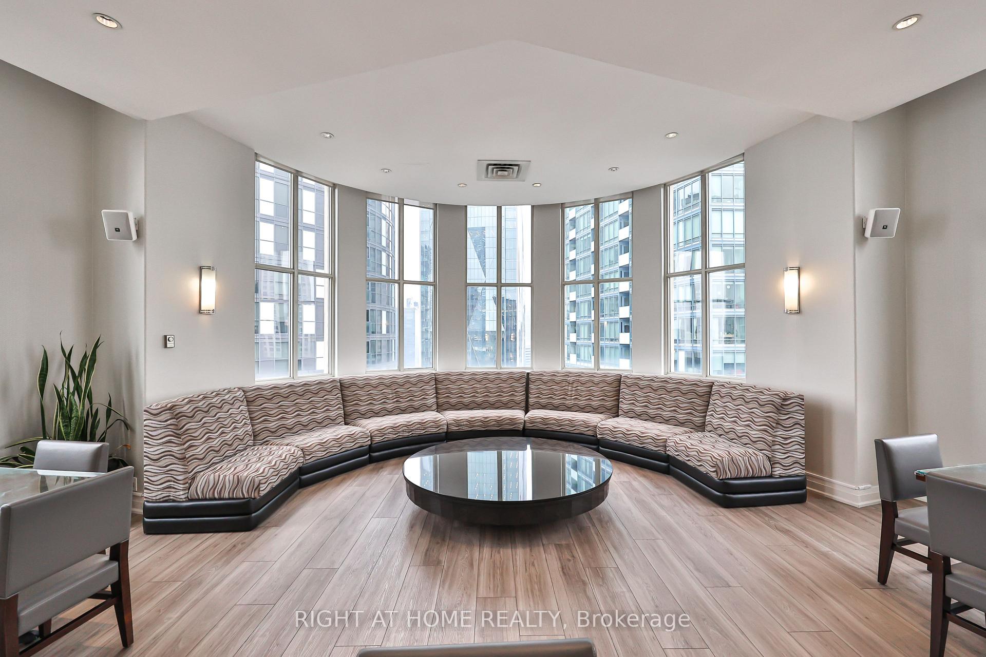 Photo 22 of Unit 1610, 25 The Esplanade, Toronto, Waterfront Communities — HOMEH