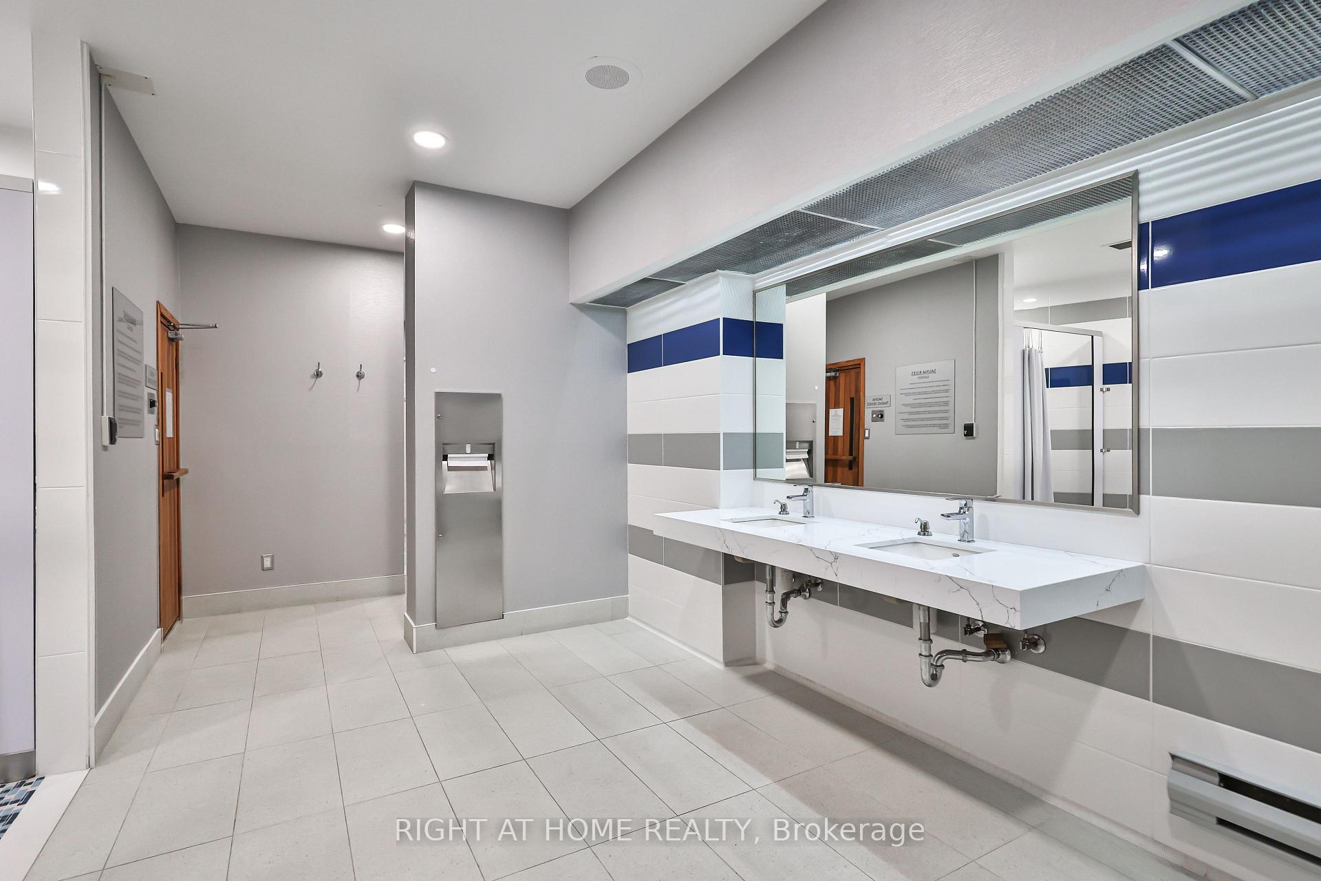 Photo 24 of Unit 1610, 25 The Esplanade, Toronto, Waterfront Communities — HOMEH