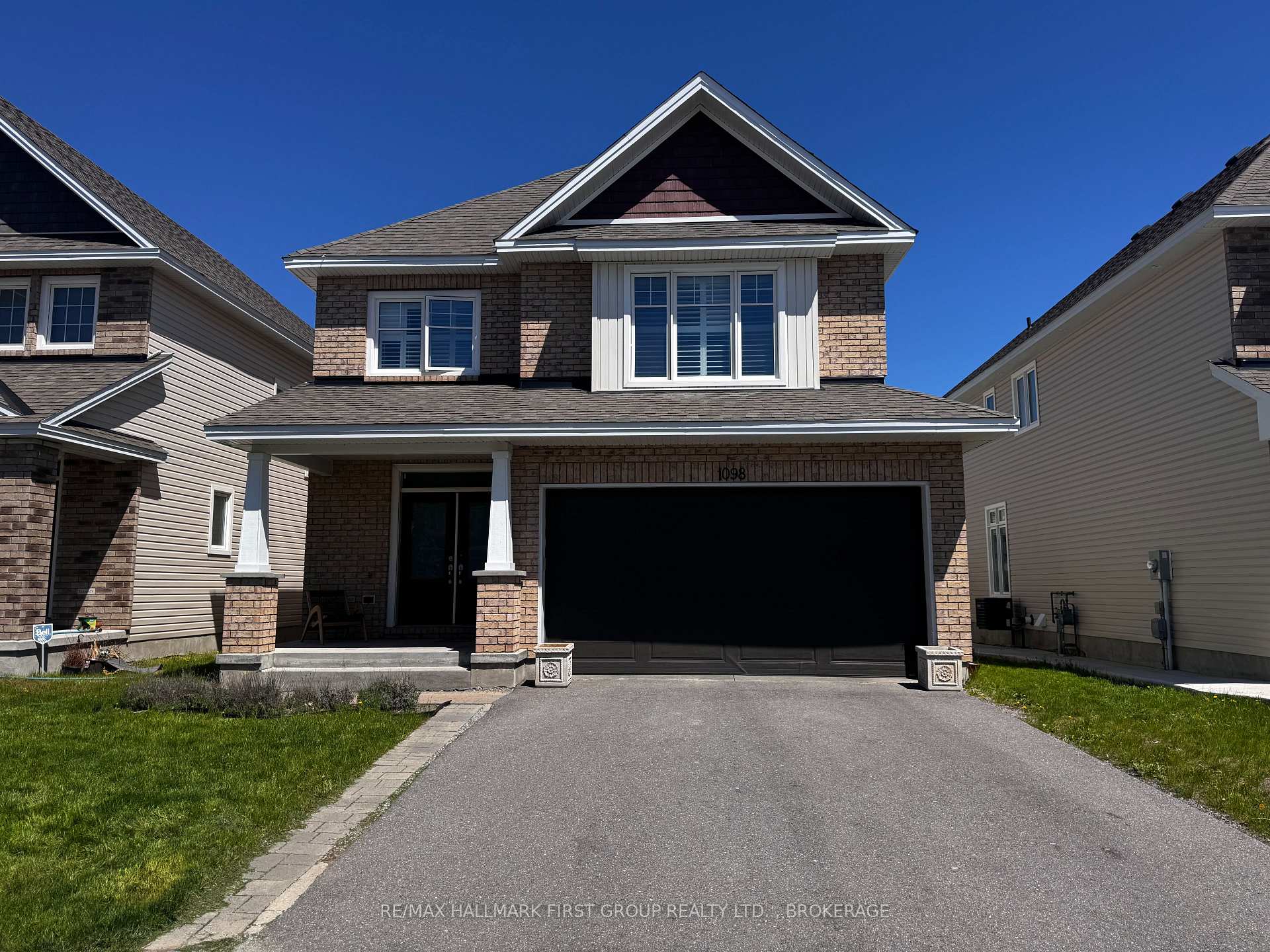 Photo of 1098 Woodhaven Drive