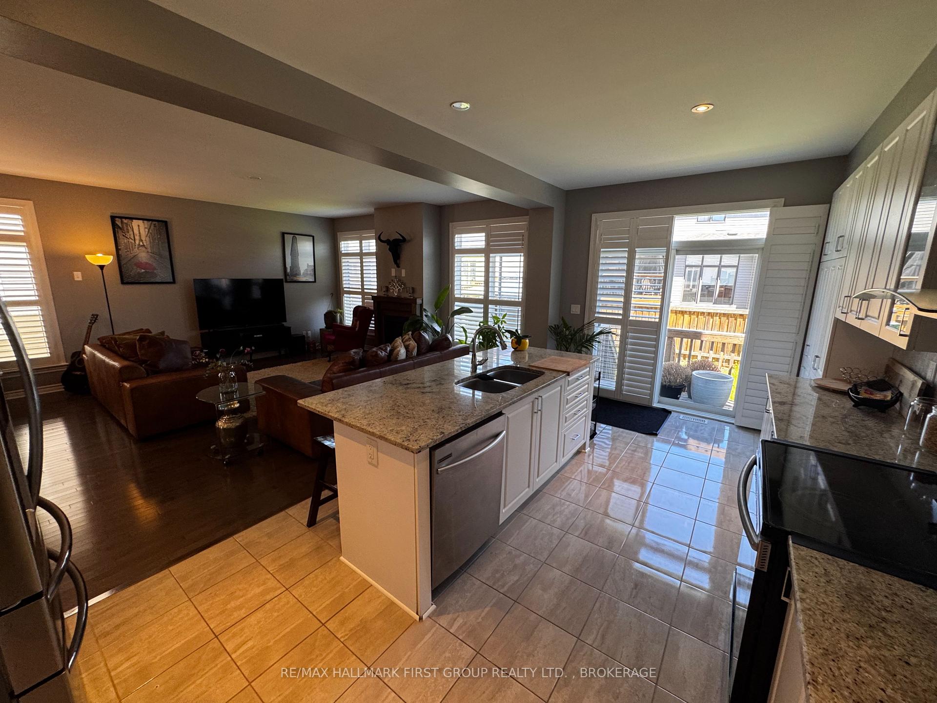 Photo 14 of 1098 Woodhaven Drive, Kingston, City Northwest — HOMEH