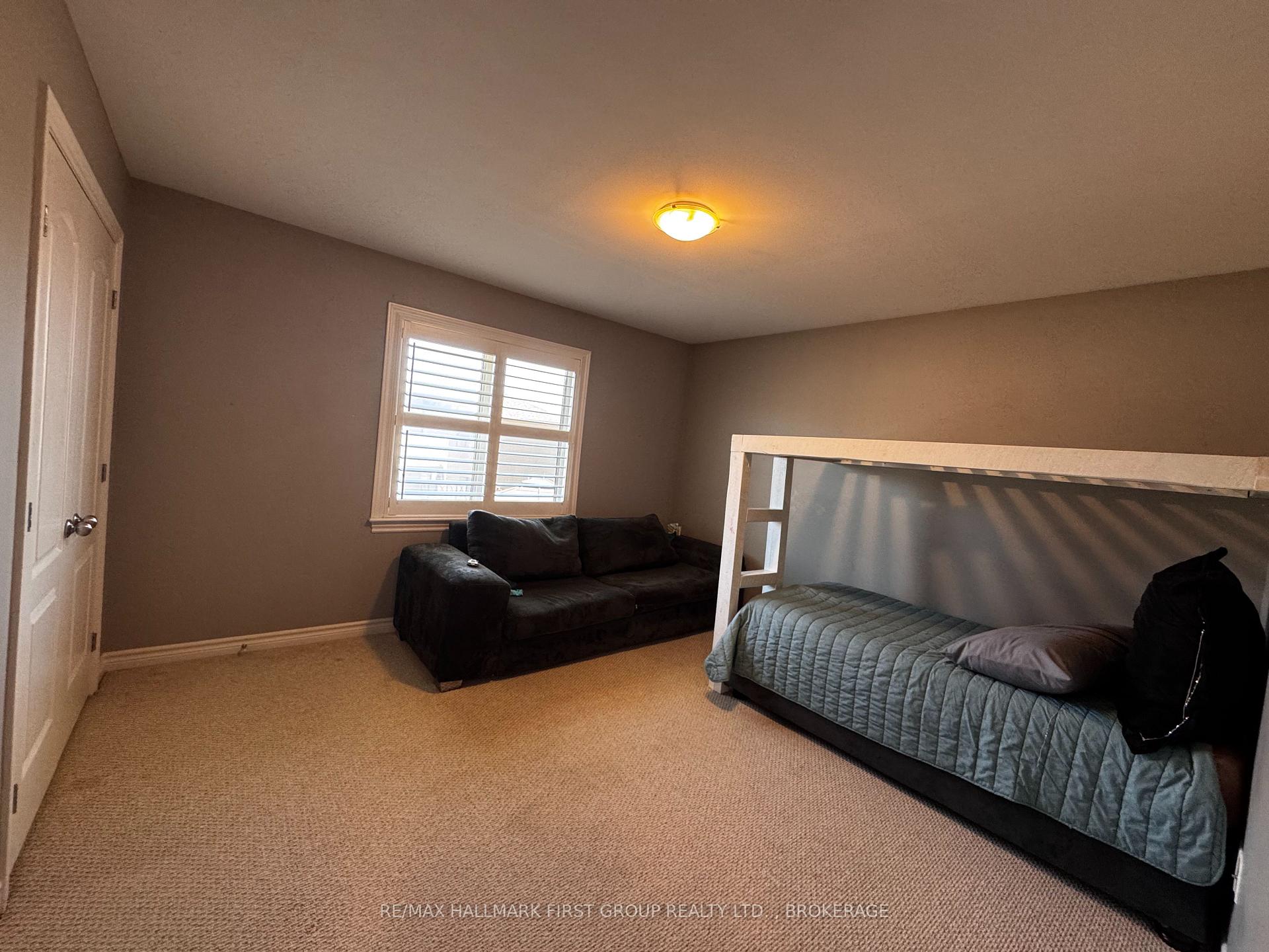 Photo 23 of 1098 Woodhaven Drive, Kingston, City Northwest — HOMEH
