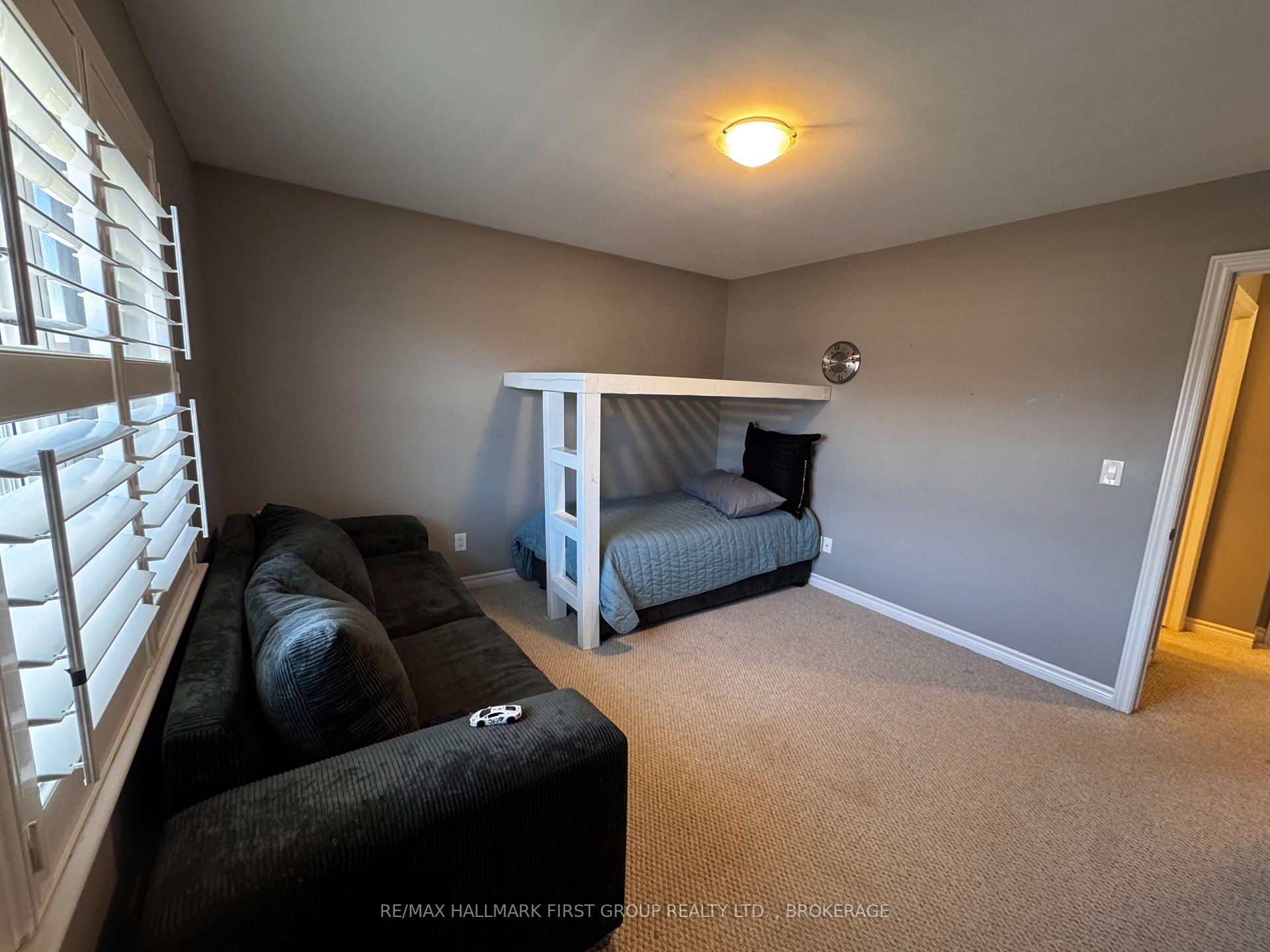 Photo 24 of 1098 Woodhaven Drive, Kingston, City Northwest — HOMEH