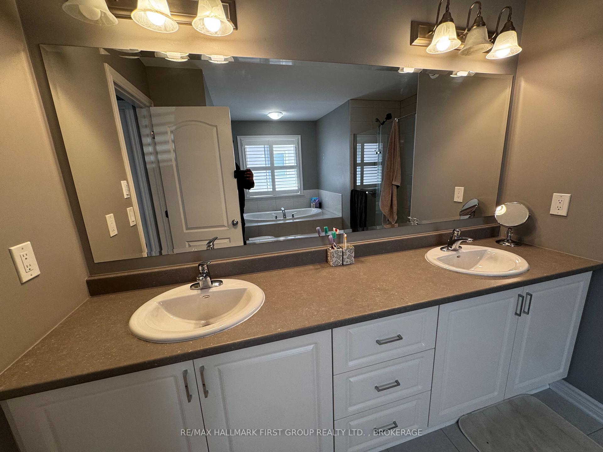 Photo 36 of 1098 Woodhaven Drive, Kingston, City Northwest — HOMEH