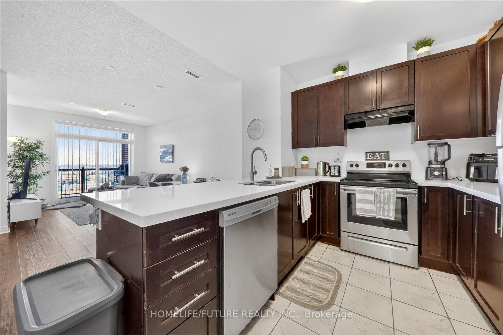 Photo 12 of Unit 717, 39 New Delhi Drive, Markham, Cedarwood — HOMEH