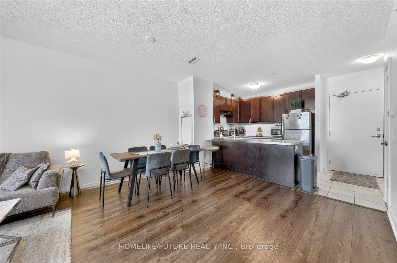 Photo 16 of Unit 717, 39 New Delhi Drive, Markham, Cedarwood — HOMEH
