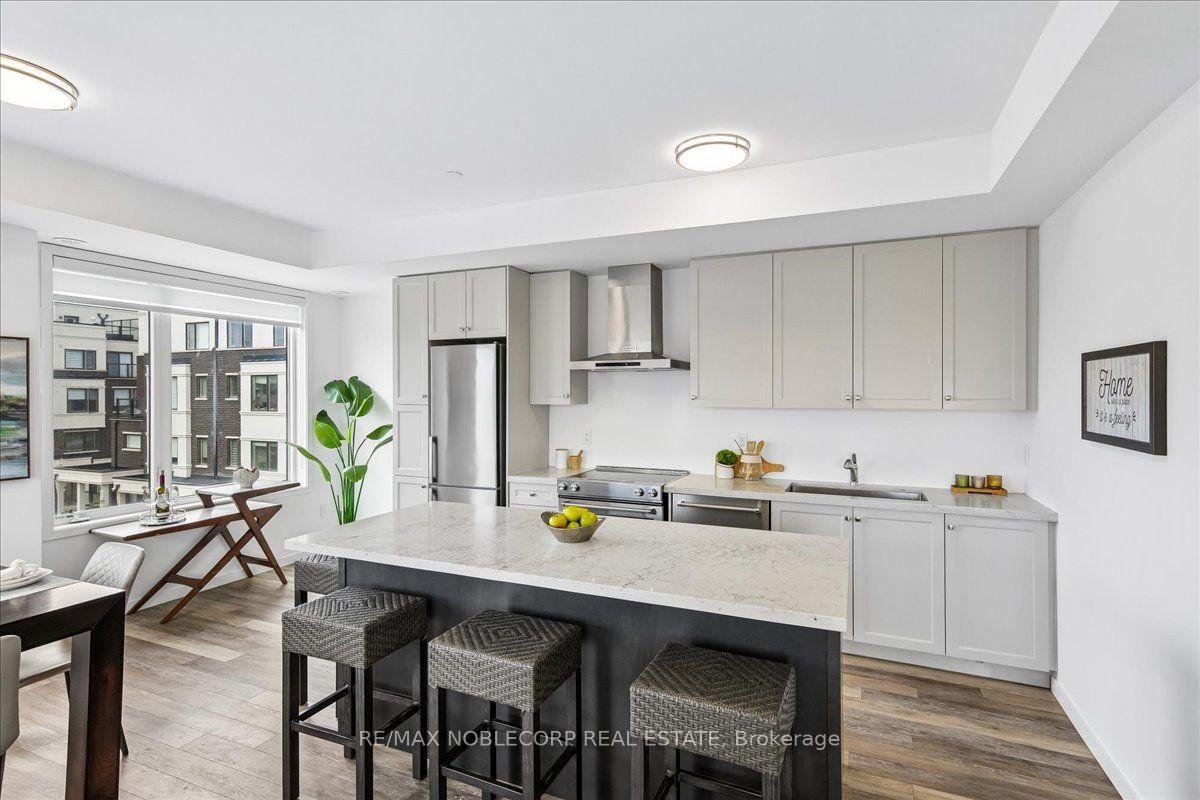 Photo 10 of Unit 116, 600 Alex Gardner Circle, Aurora, Aurora Village — HOMEH