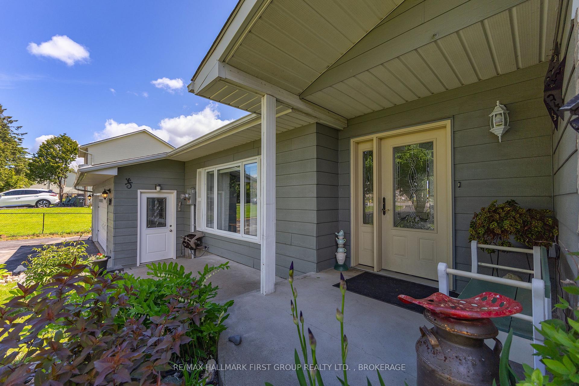 Photo 2 of 1470 Sydenham Road, Kingston, City North of 401 — HOMEH