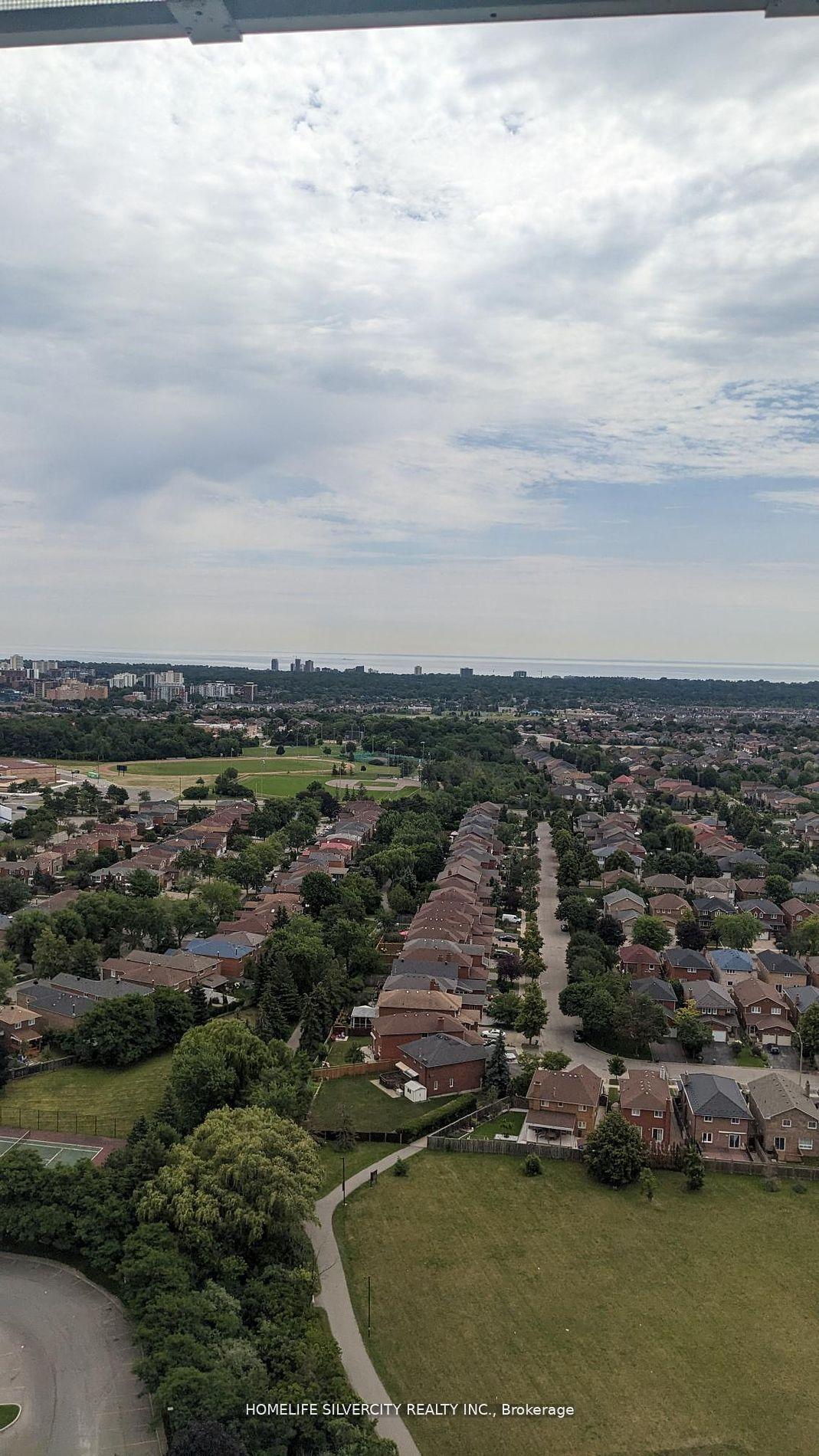 Photo 3 of Unit #2209, 3883 Quartz Road, Mississauga, City Centre — HOMEH