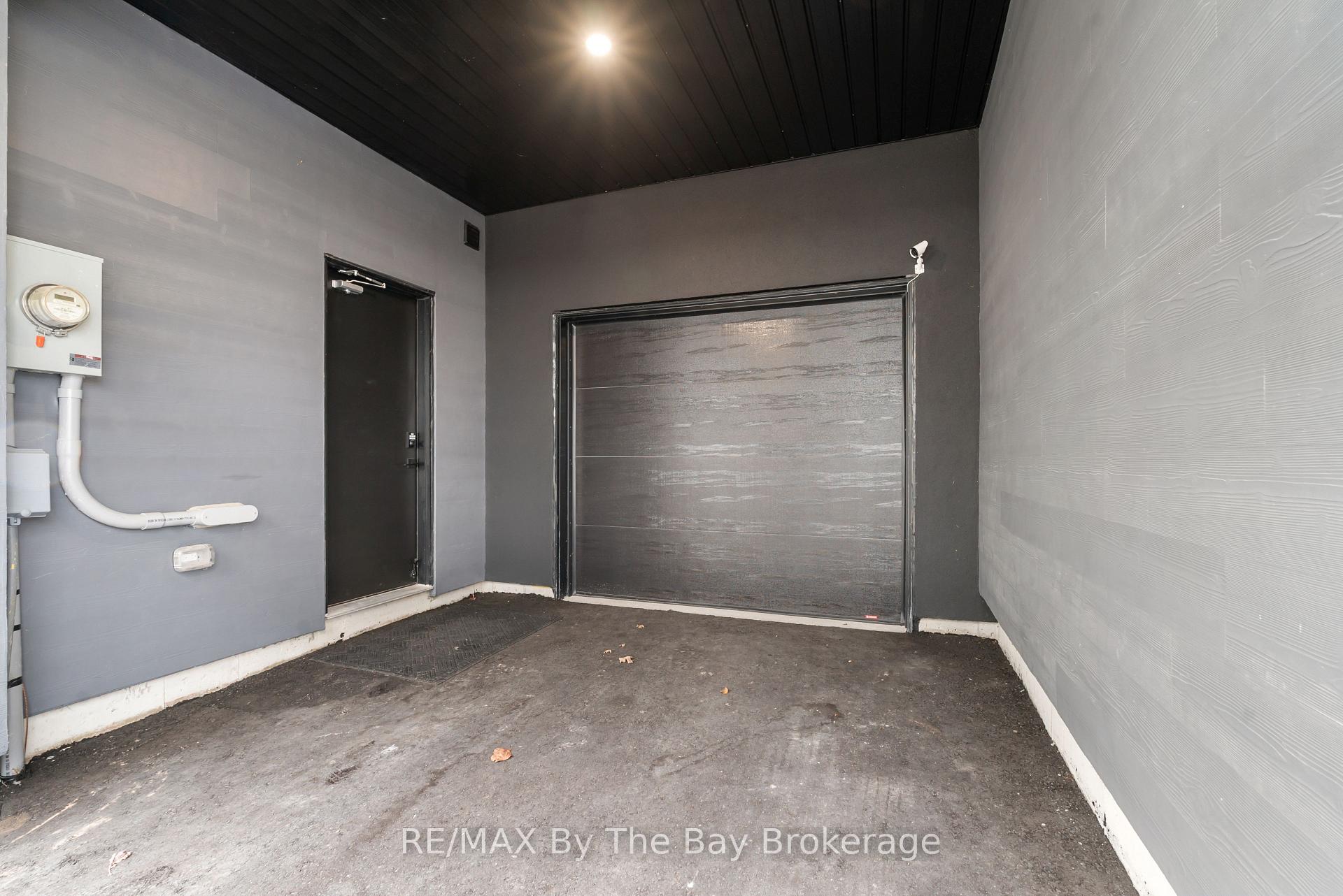 Photo 41 of 8 Bru Lor Lane, Orillia — HOMEH