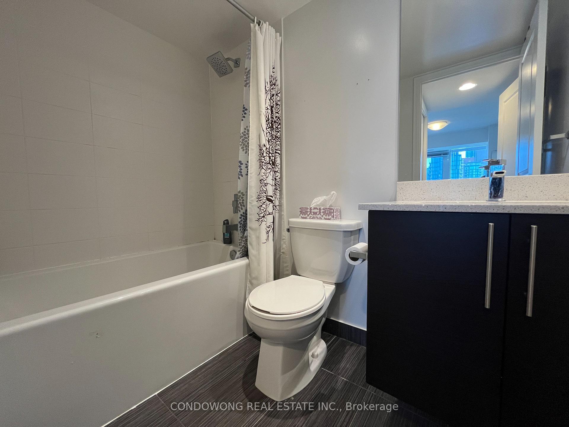 Photo 6 of Unit 1910, 400 Adelaide Street E, Toronto, Moss Park — HOMEH