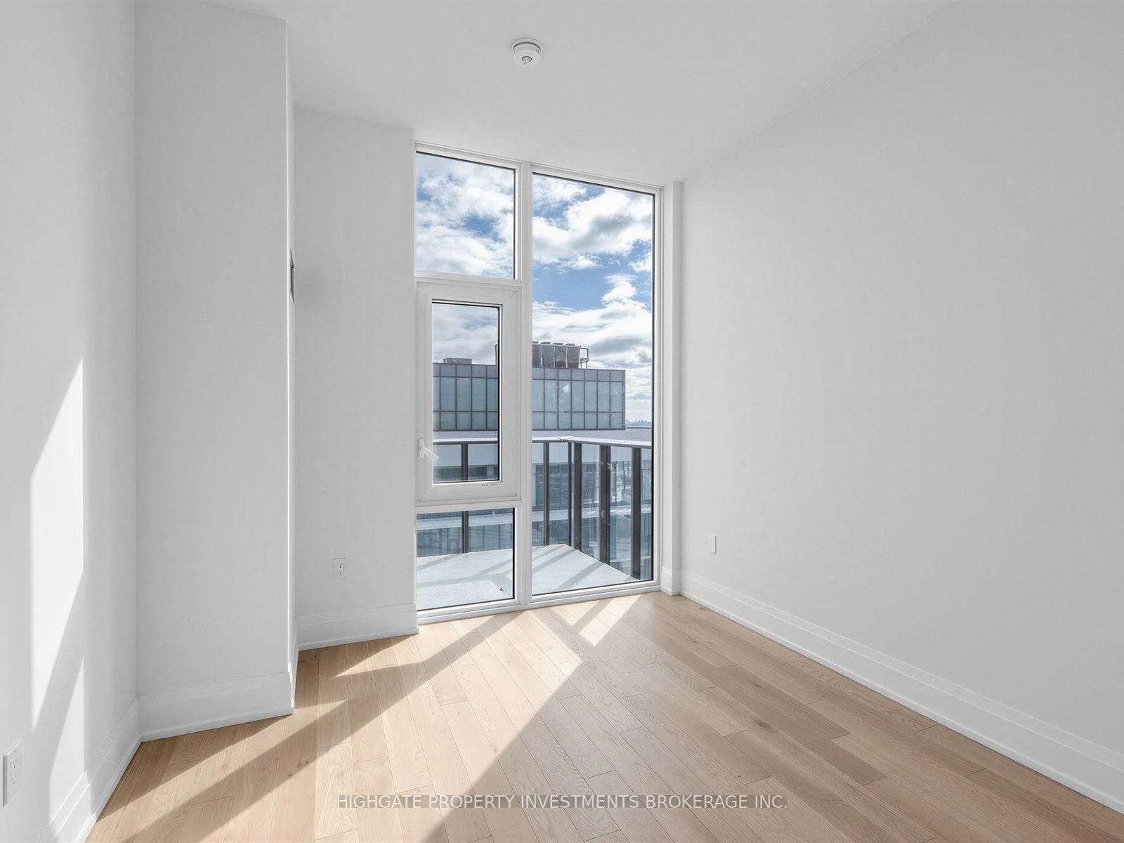 Photo 36 of Unit PH 107, 27 Korda Gate, Vaughan, Vellore Village — HOMEH