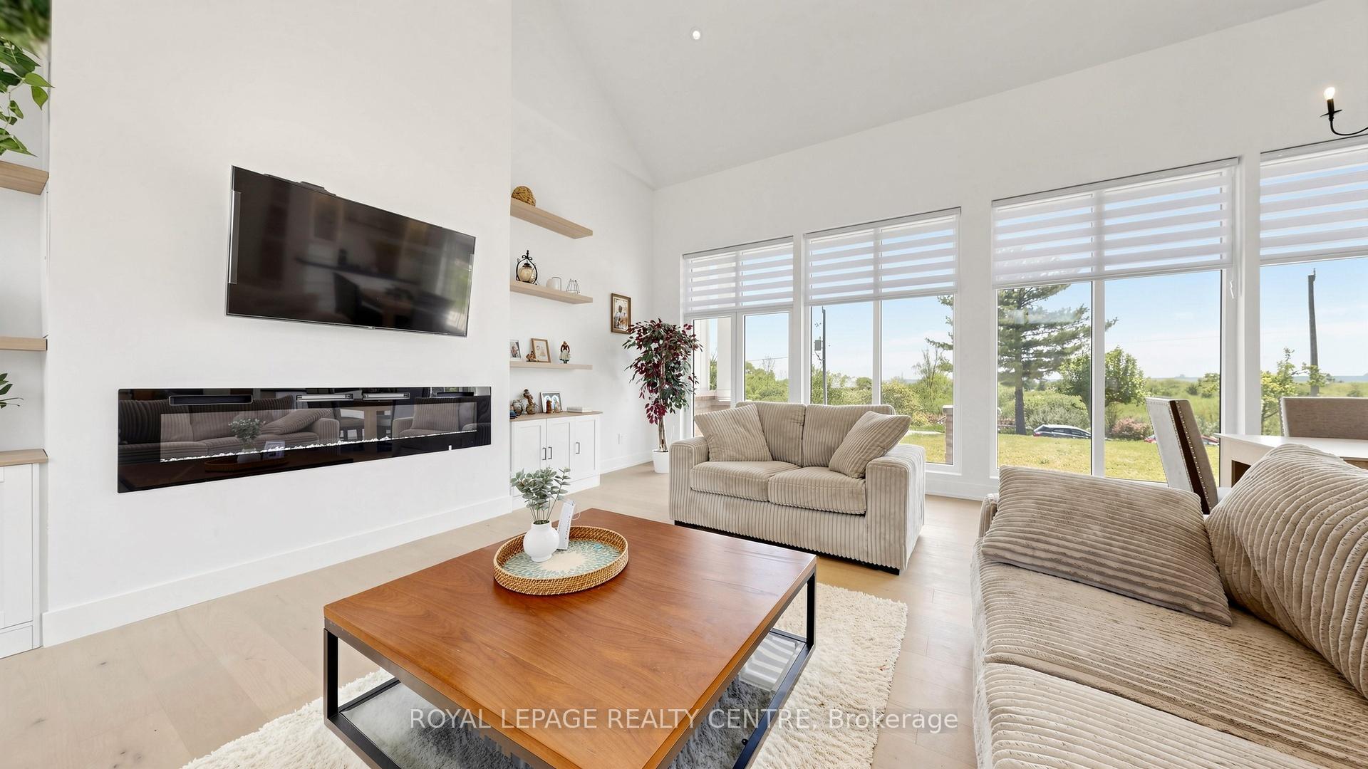 Photo 5 of 521 Old York Road, Burlington, Grindstone — HOMEH