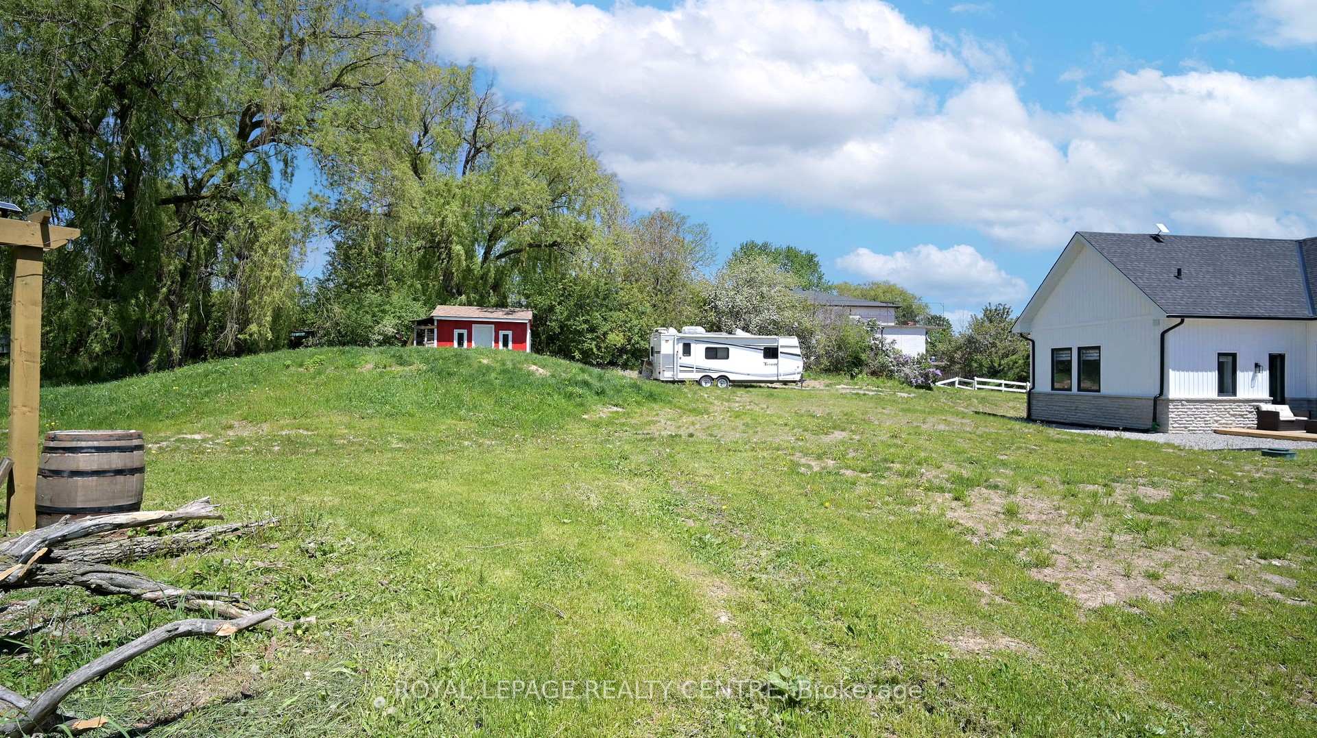 Photo 41 of 521 Old York Road, Burlington, Grindstone — HOMEH
