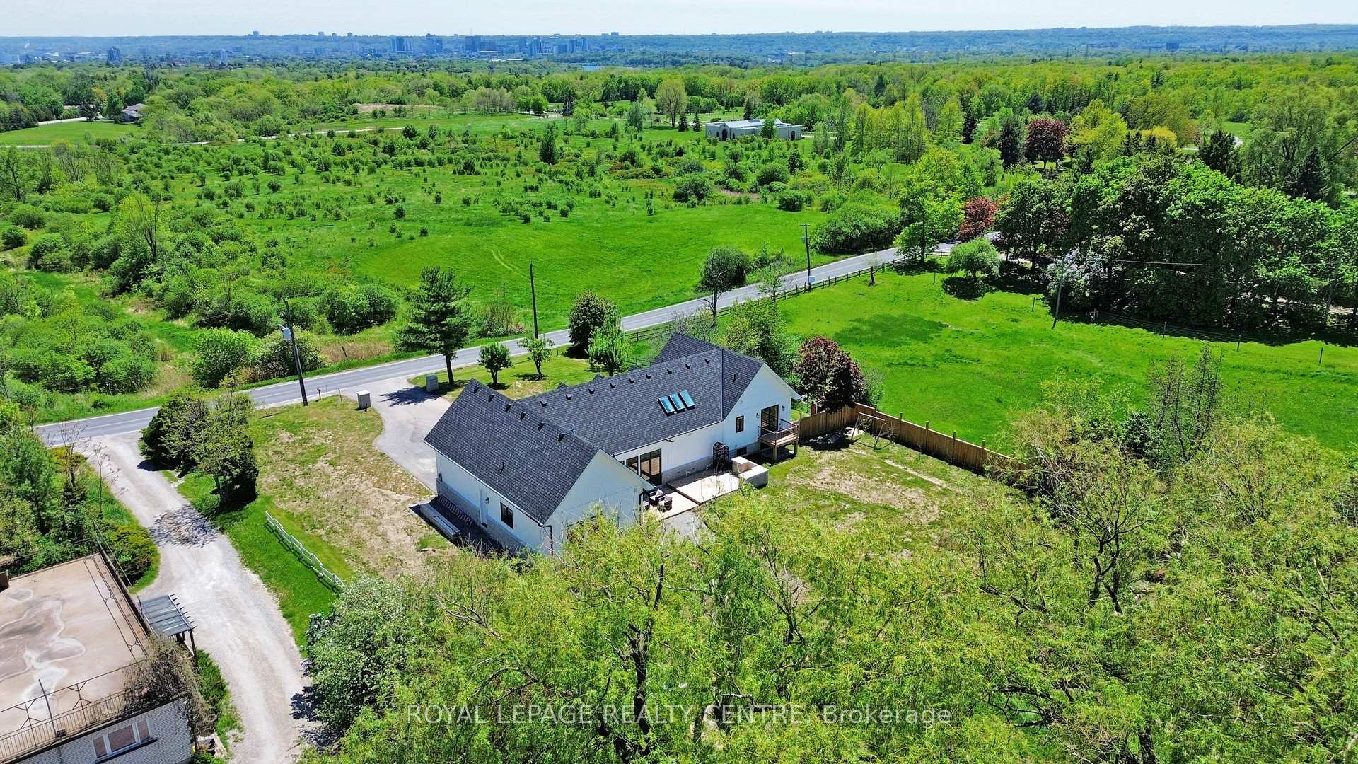 Photo 47 of 521 Old York Road, Burlington, Grindstone — HOMEH