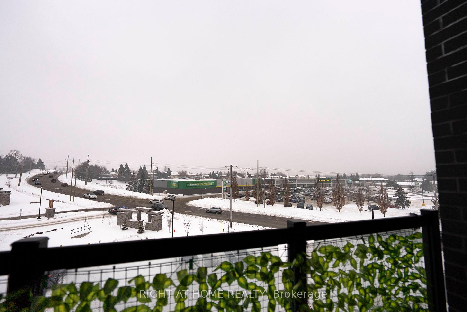 Photo 11 of Unit 302, 1000 Lackner Place E, Kitchener, Grand River North — HOMEH