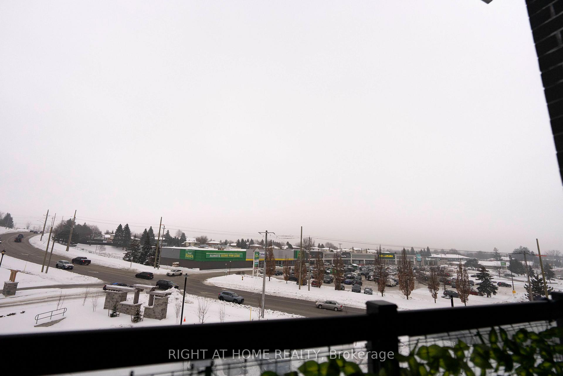 Photo 12 of Unit 302, 1000 Lackner Place E, Kitchener, Grand River North — HOMEH