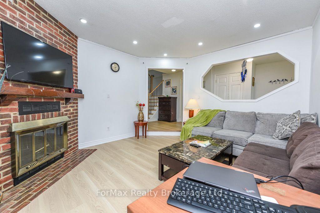 Photo 5 of 56 Bridekirk Place, Brampton, Fletcher's West — HOMEH