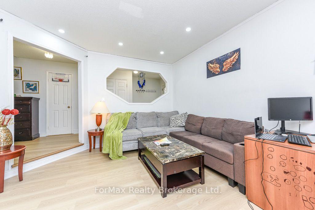 Photo 10 of 56 Bridekirk Place, Brampton, Fletcher's West — HOMEH