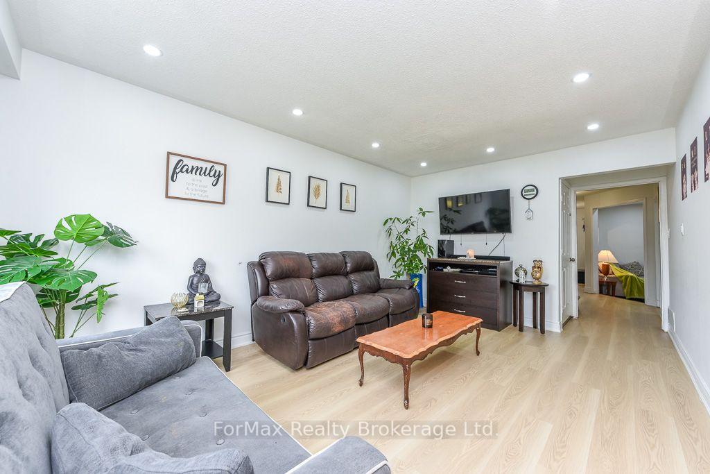 Photo 13 of 56 Bridekirk Place, Brampton, Fletcher's West — HOMEH
