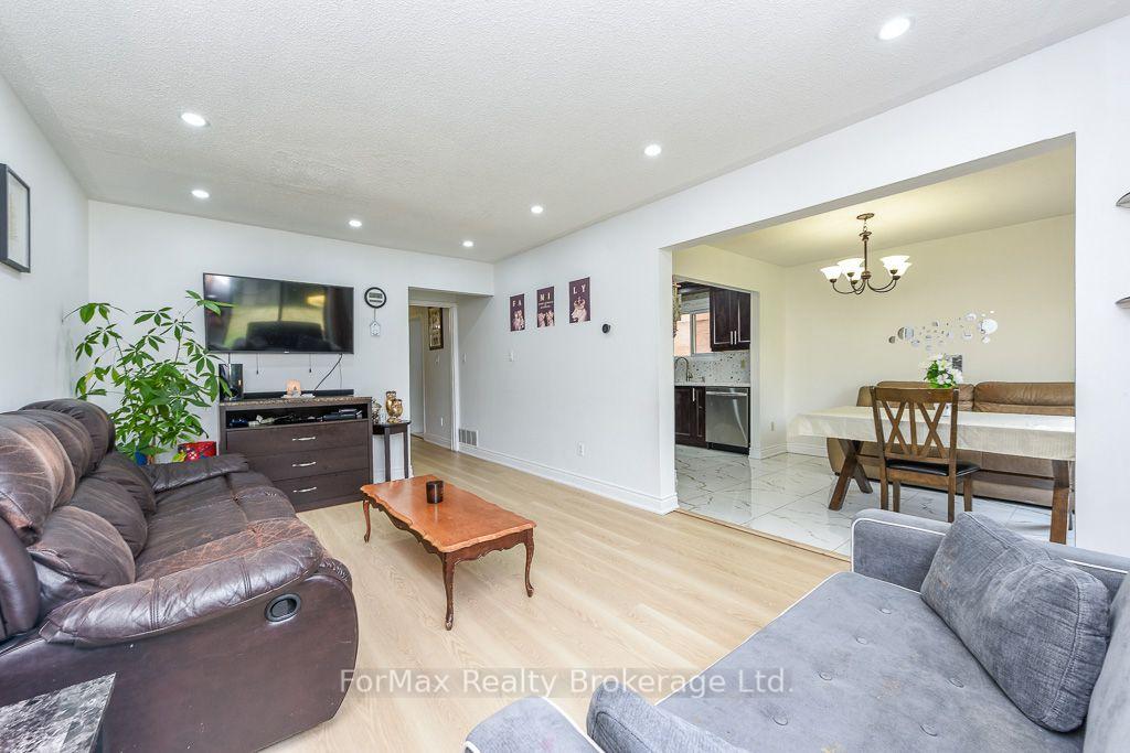 Photo 14 of 56 Bridekirk Place, Brampton, Fletcher's West — HOMEH