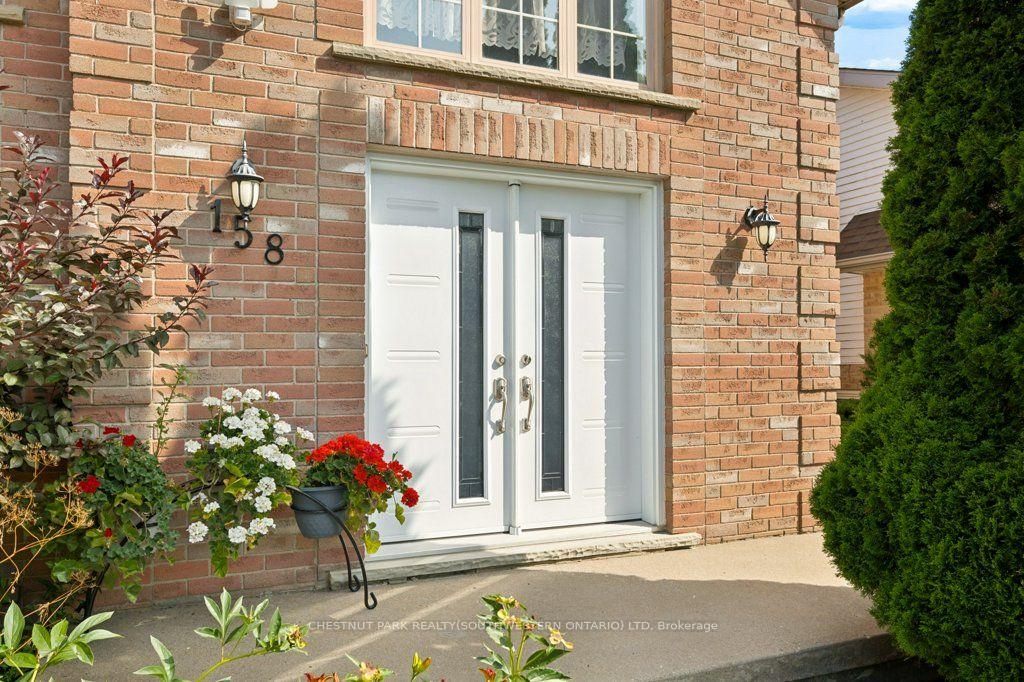 Photo 2 of 158 Bankside Drive, Kitchener, Highland West — HOMEH