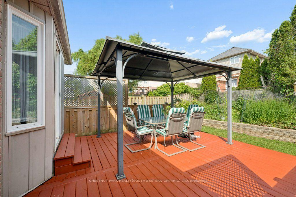 Photo 24 of 158 Bankside Drive, Kitchener, Highland West — HOMEH