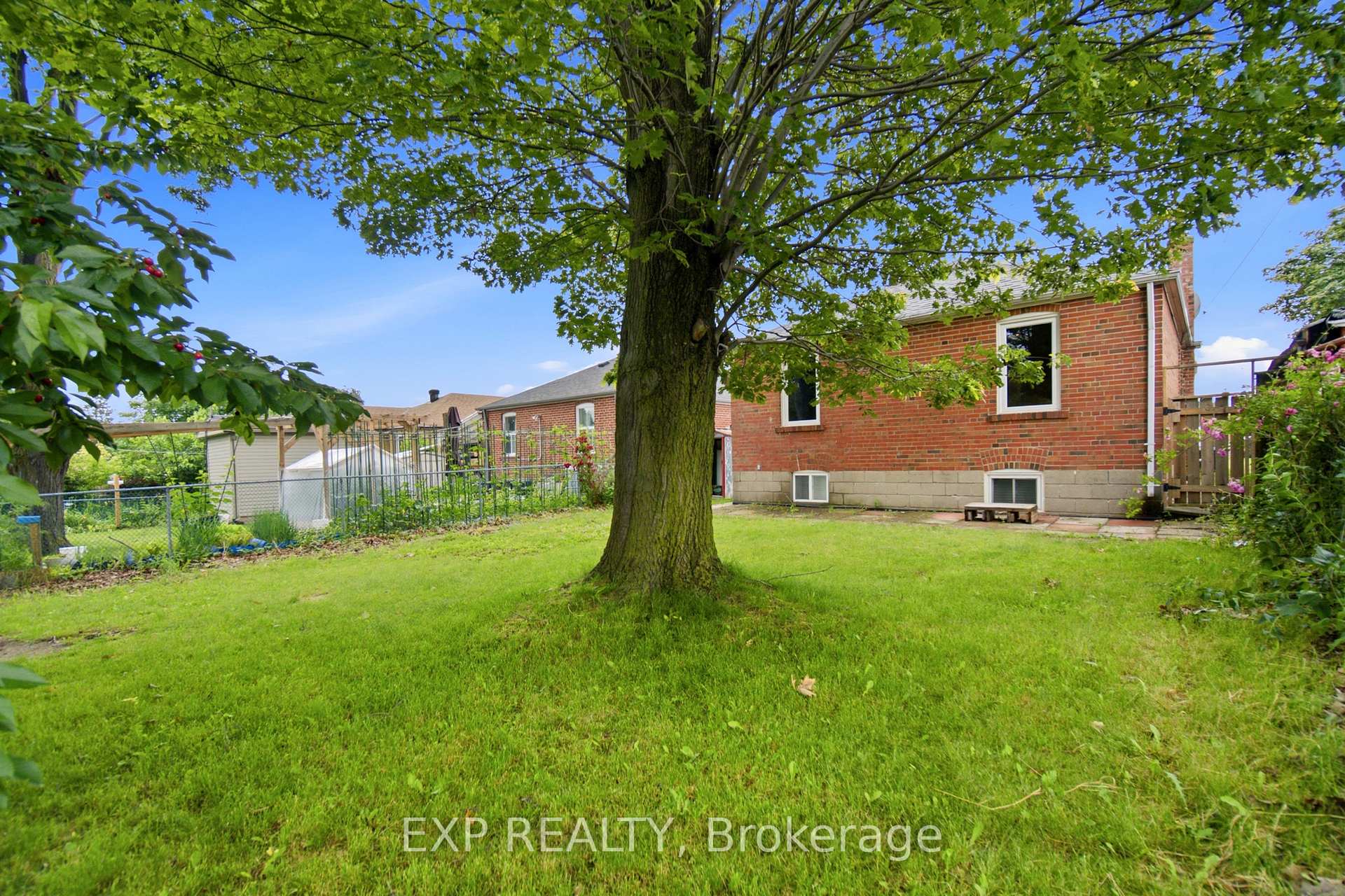 Photo 40 of 56 Exford Drive, Scarborough, Dorset Park — HOMEH