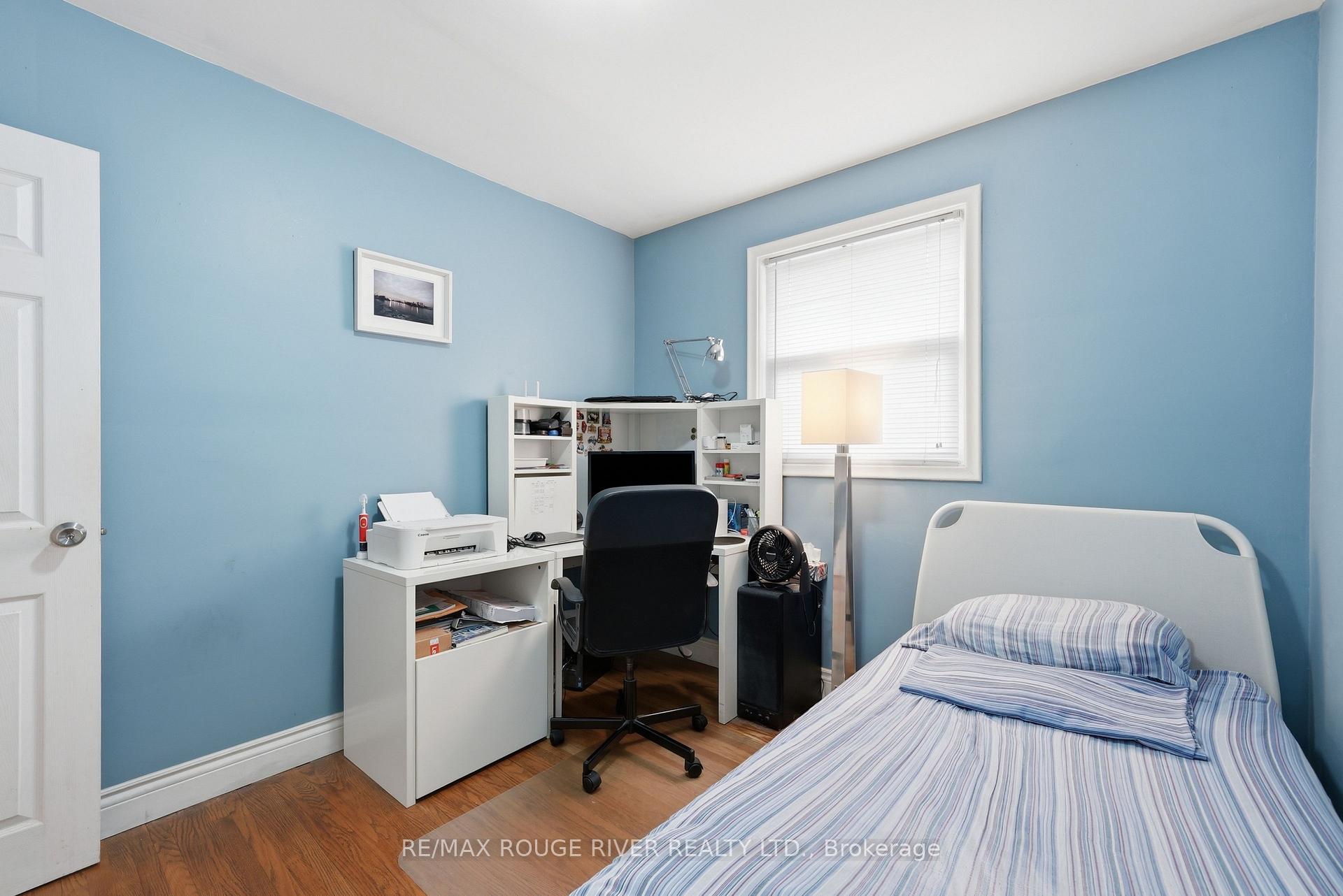 Photo 22 of 5 Pixley Crescent, Scarborough, West Hill — HOMEH