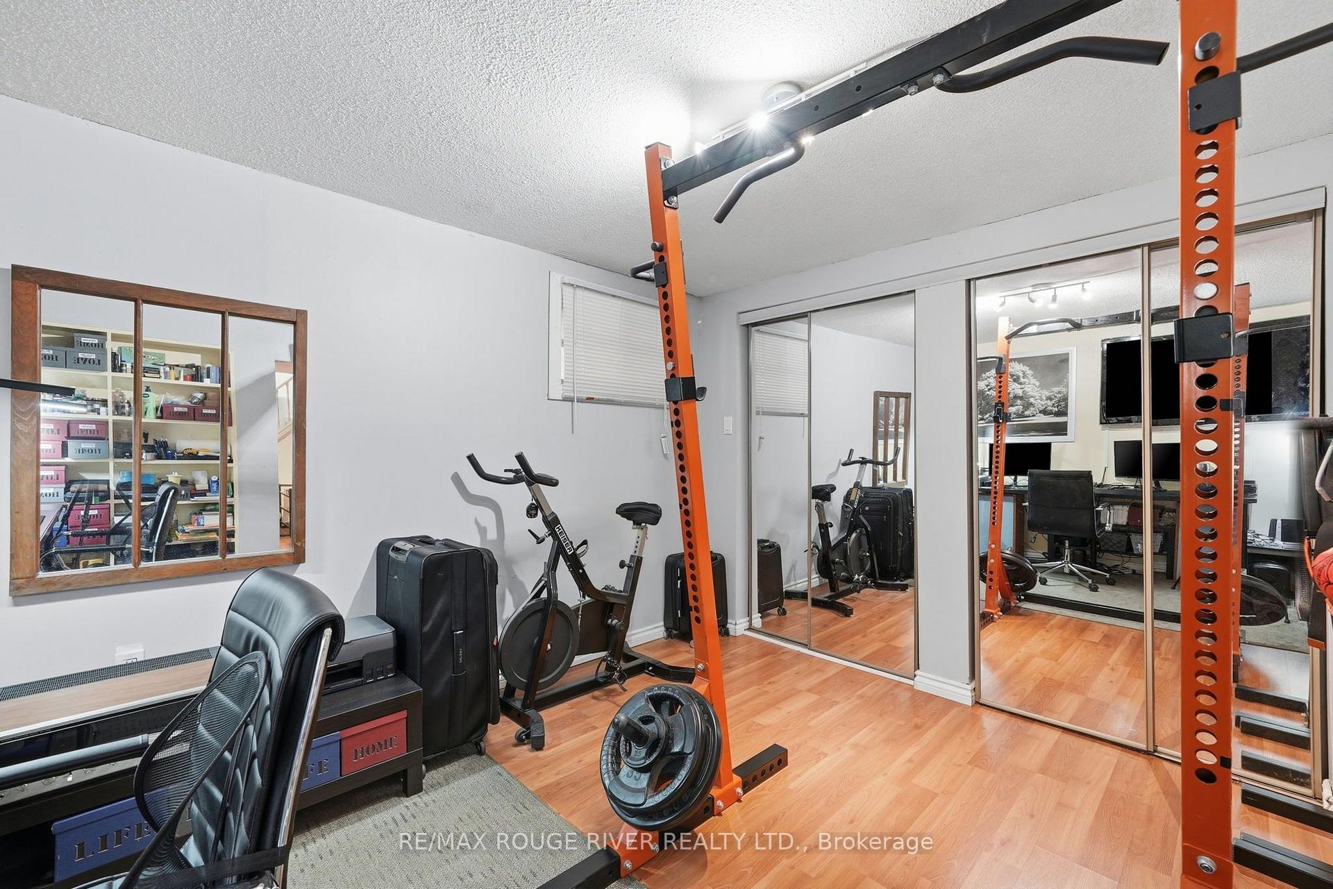 Photo 29 of 5 Pixley Crescent, Scarborough, West Hill — HOMEH