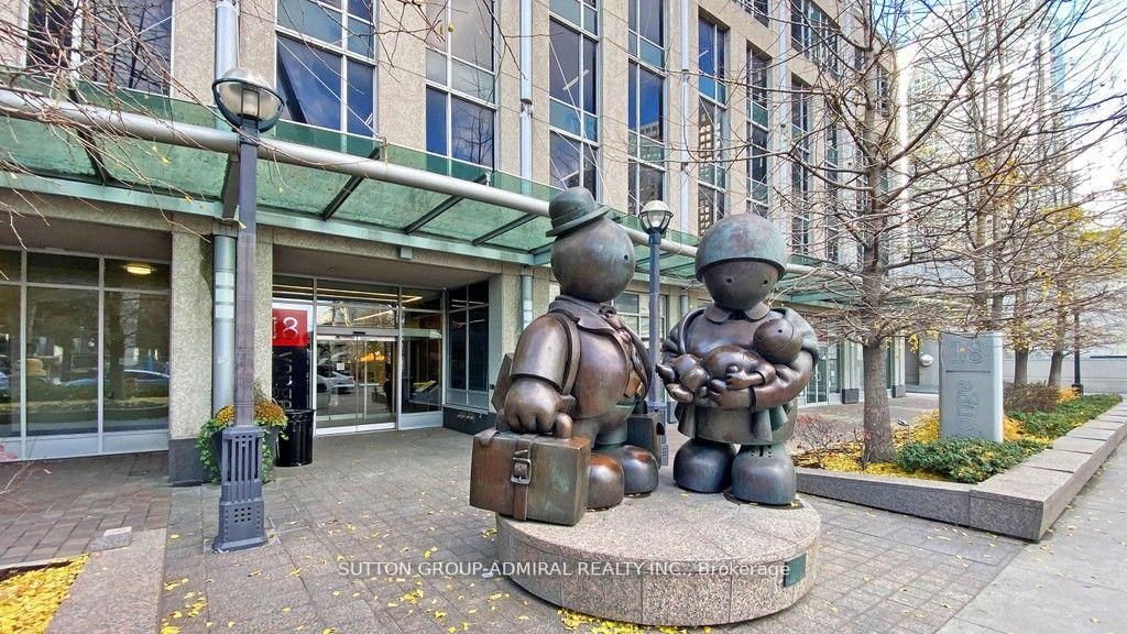 Photo 4 of Unit 2701, 18 Yonge Street, Toronto, Waterfront Communities — HOMEH
