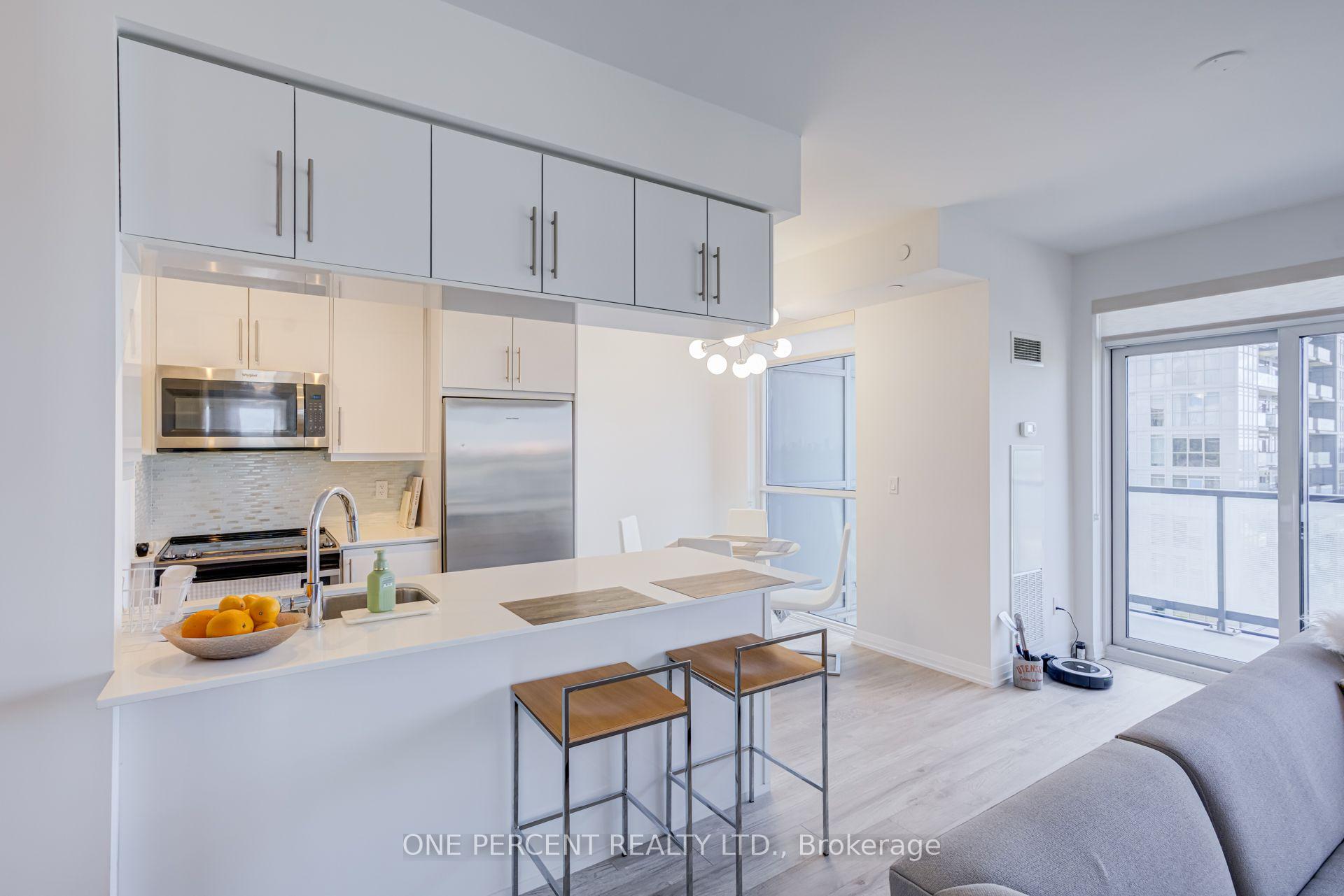 Photo 12 of Unit 804, 65 Oneida Crescent, Richmond Hill, Langstaff — HOMEH